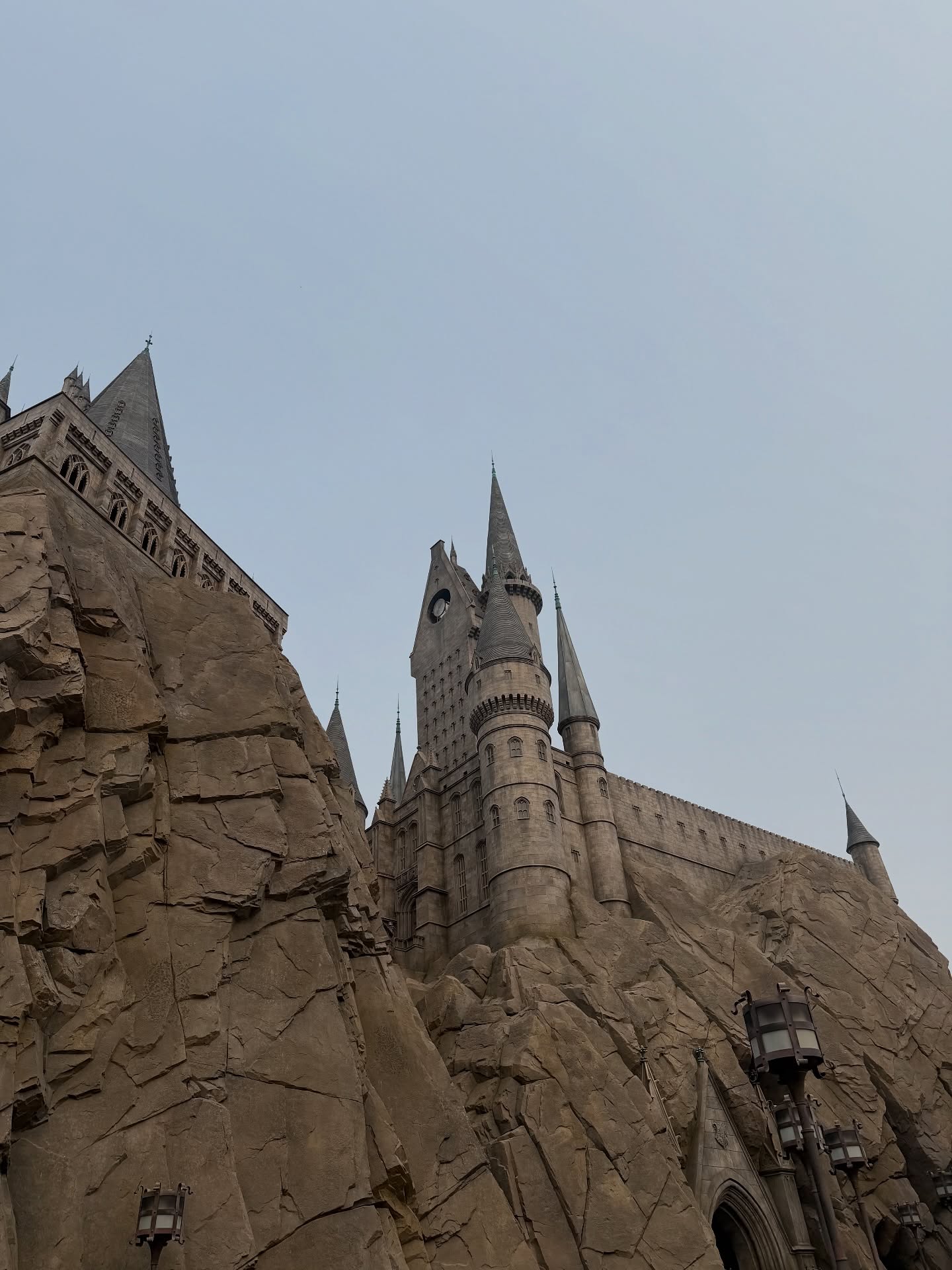 ต้น - ธนษิต จตุรภุช