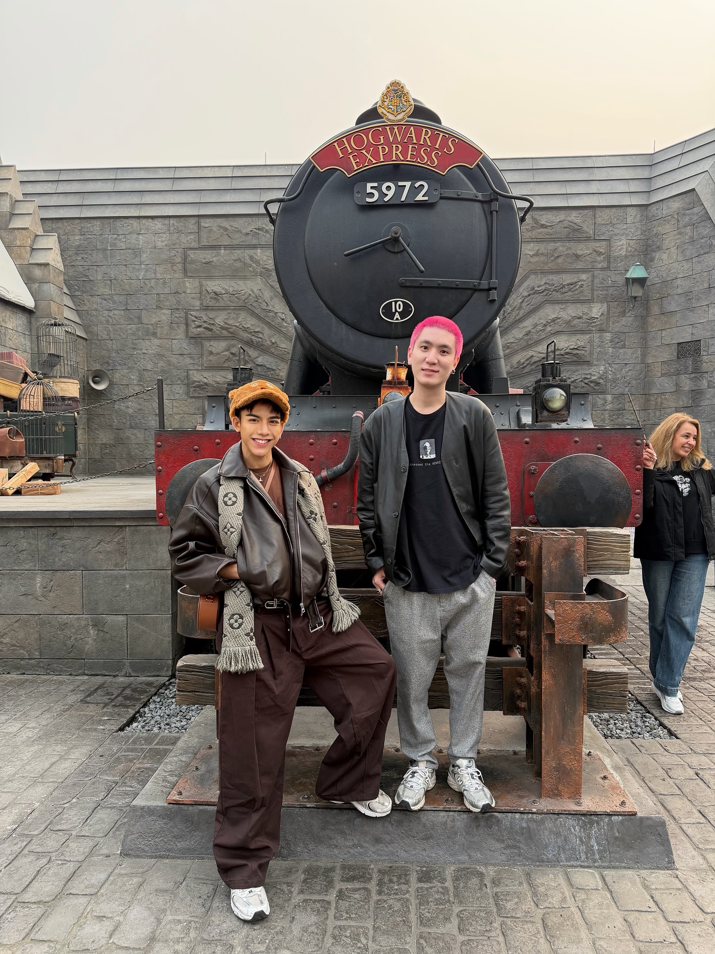 ต้น - ธนษิต จตุรภุช