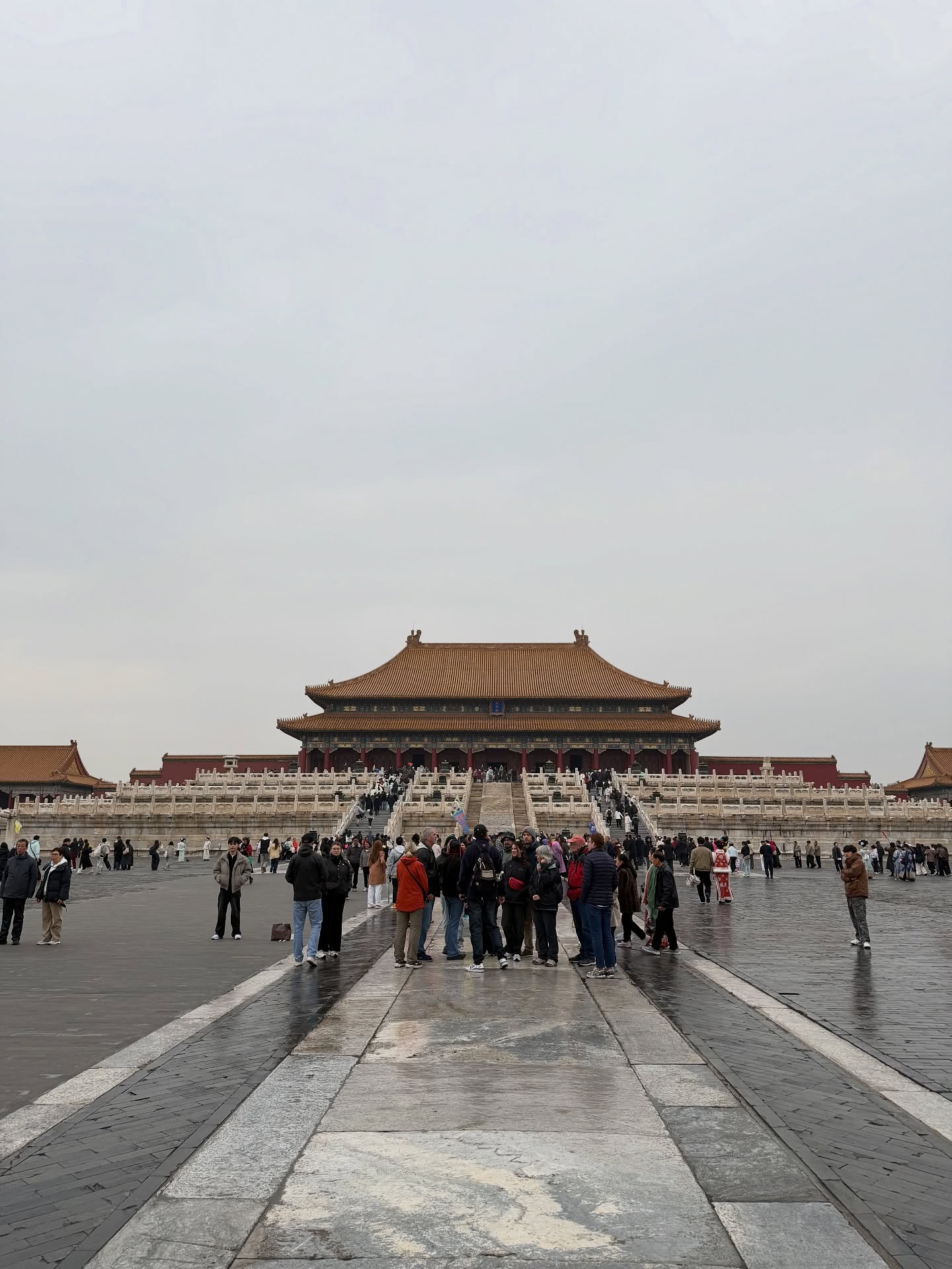 ต้น - ธนษิต จตุรภุช