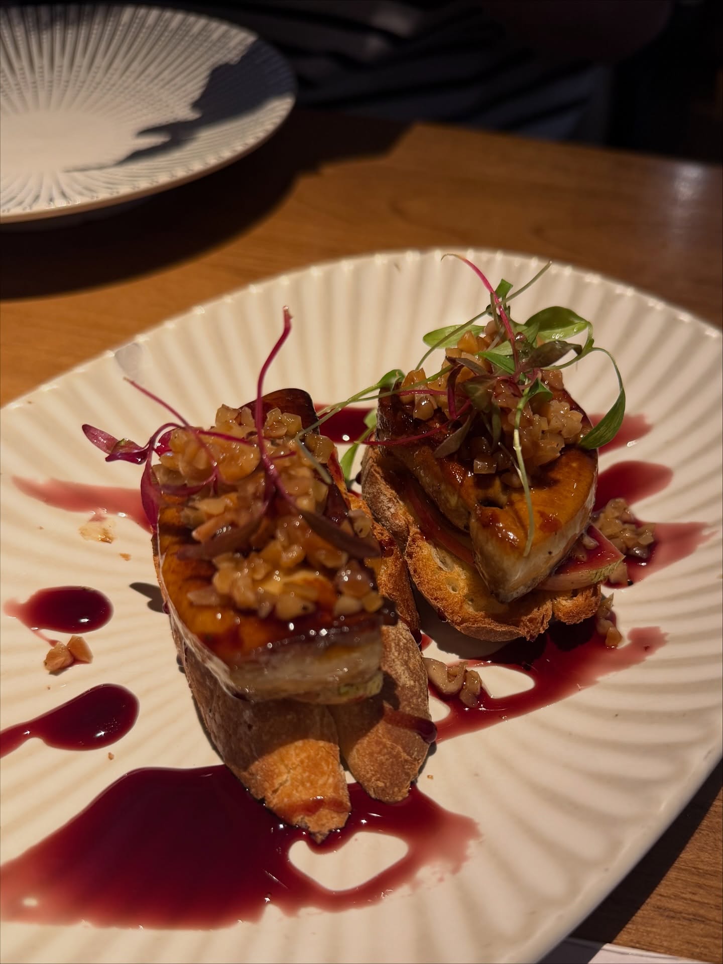 ต้น - ธนษิต จตุรภุช