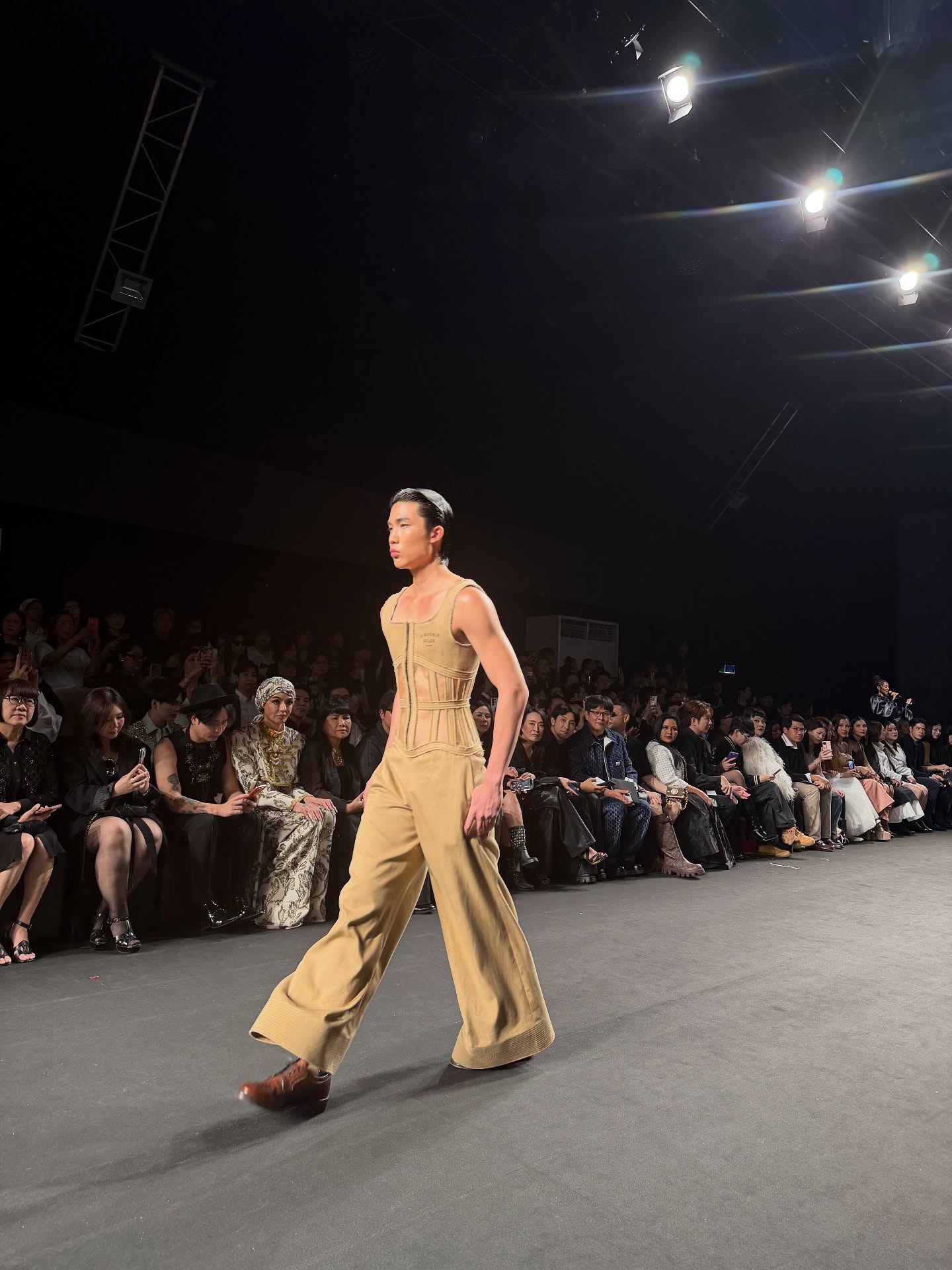 ต้น - ธนษิต จตุรภุช