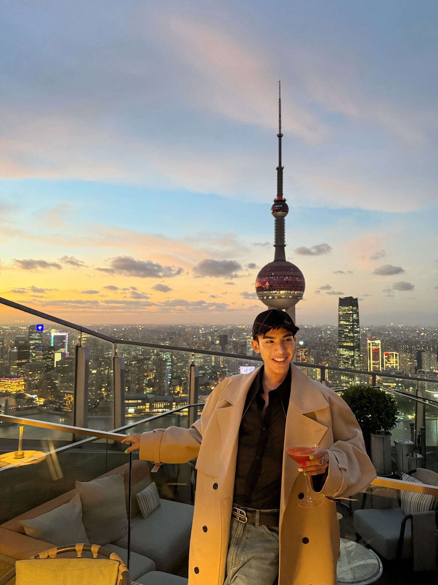 ต้น - ธนษิต จตุรภุช