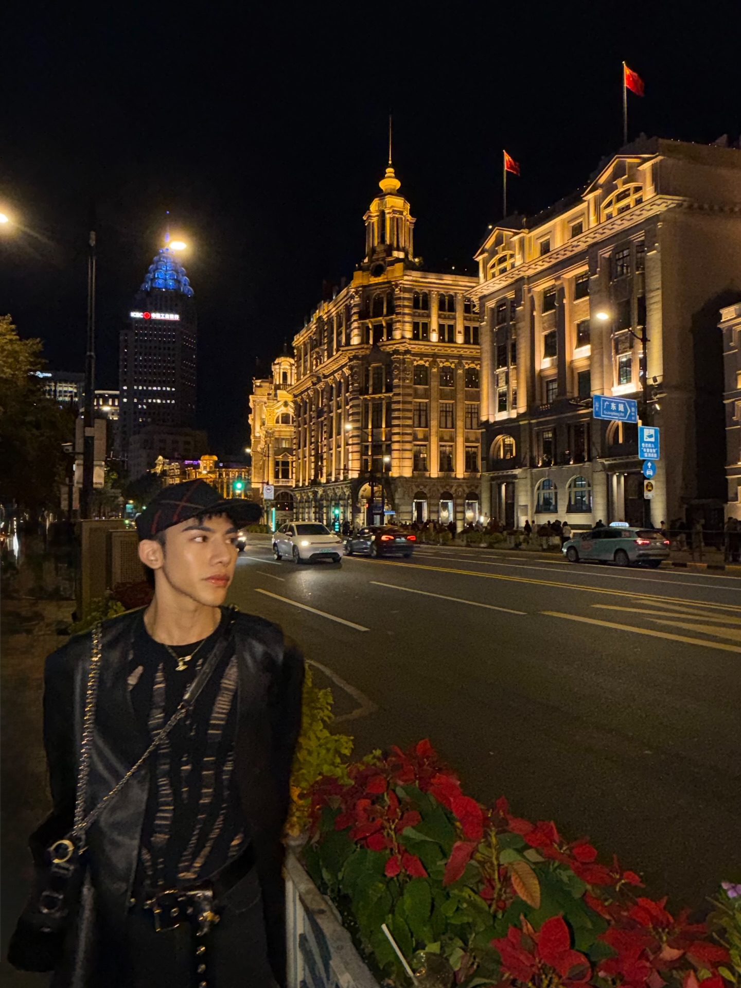 ต้น - ธนษิต จตุรภุช