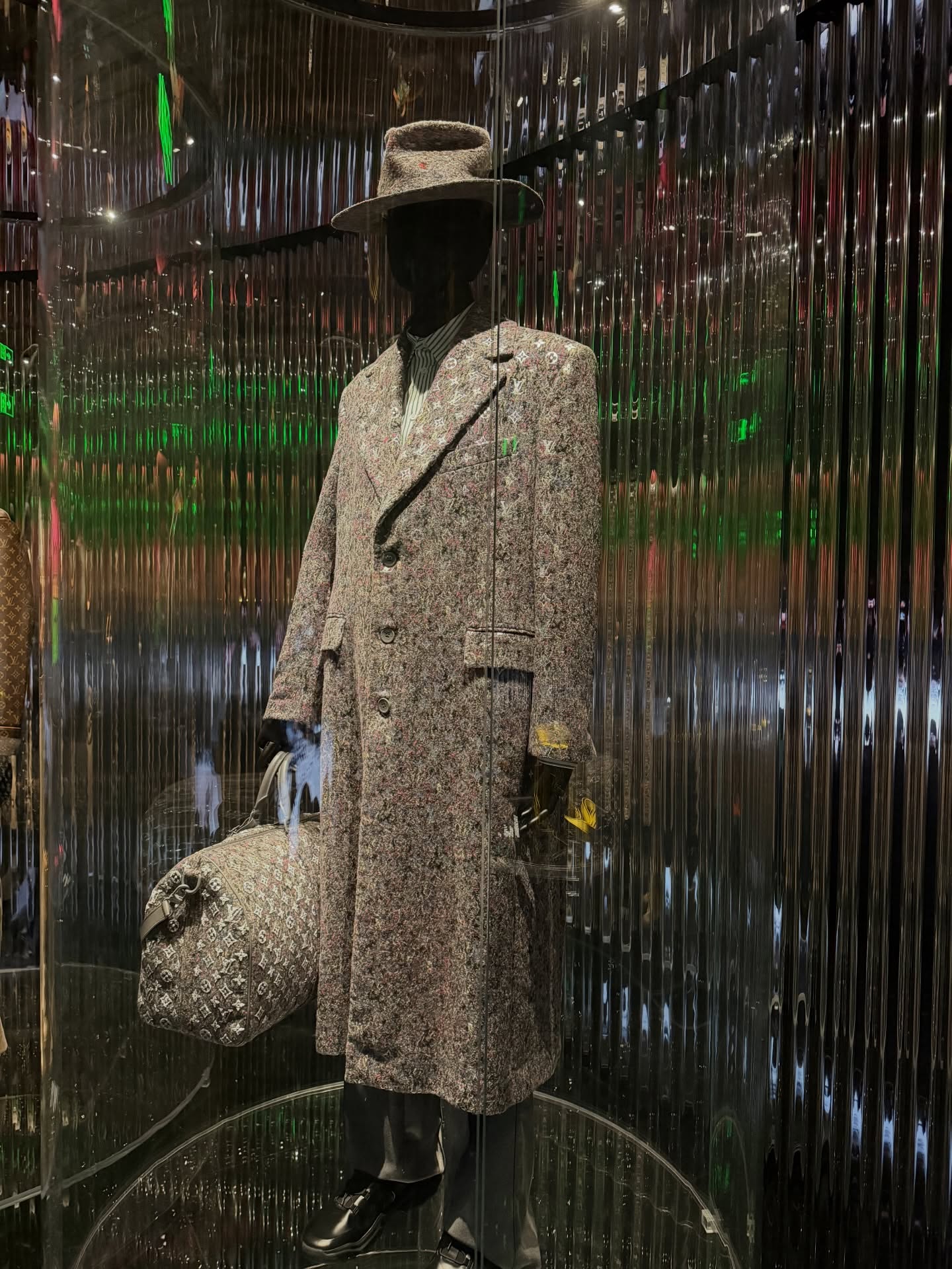 ต้น - ธนษิต จตุรภุช