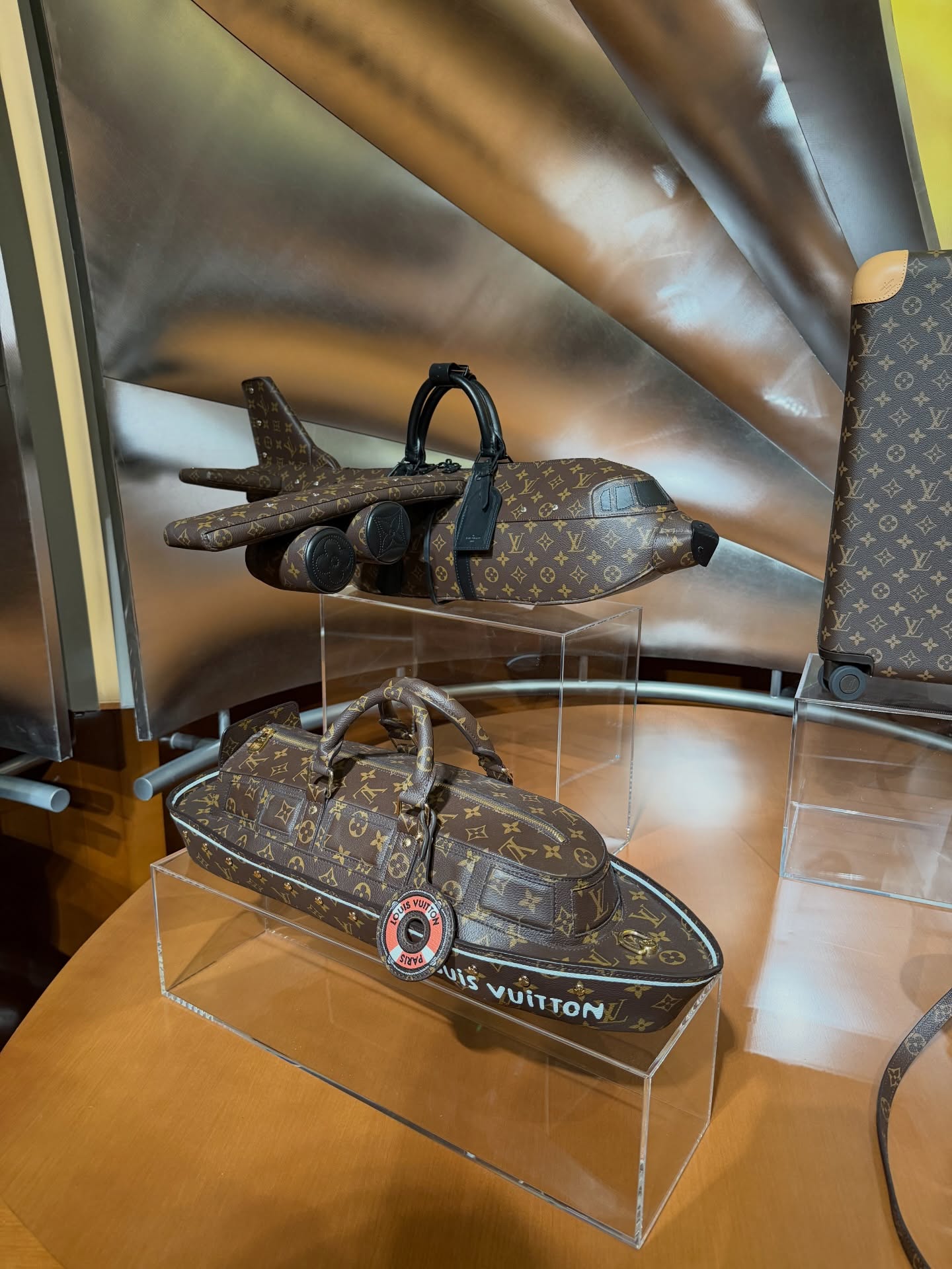 ต้น - ธนษิต จตุรภุช