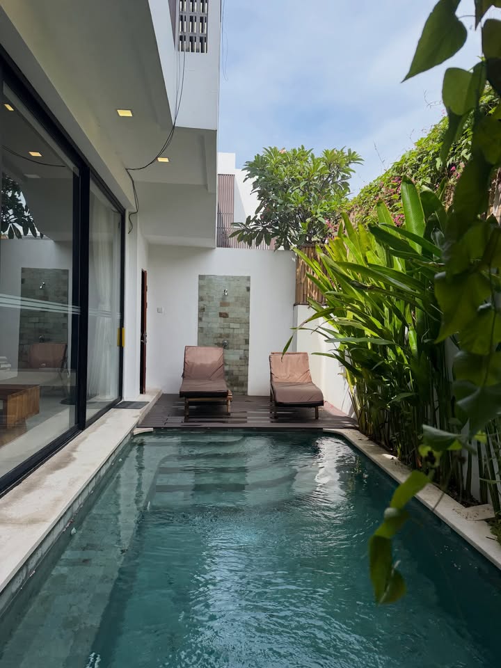 ต้น - ธนษิต จตุรภุช