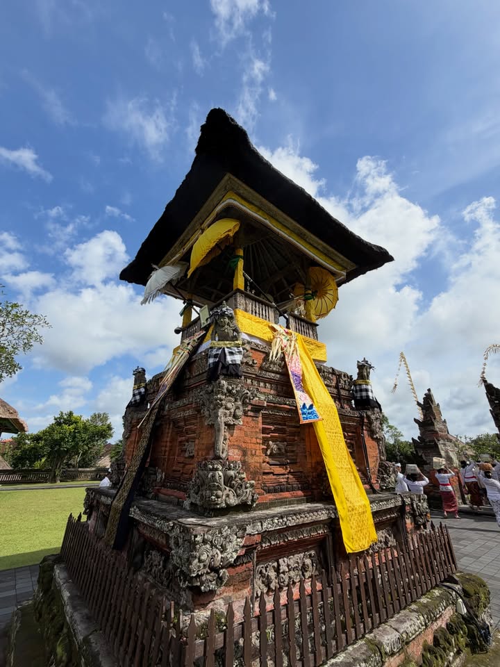 ต้น - ธนษิต จตุรภุช