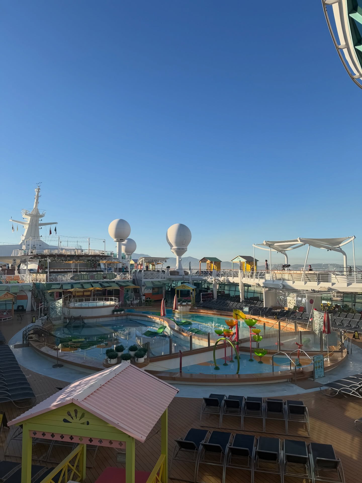 ต้น - ธนษิต จตุรภุช