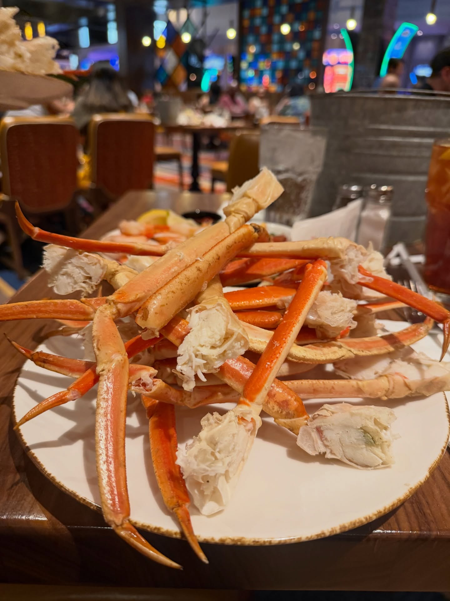 ต้น - ธนษิต จตุรภุช