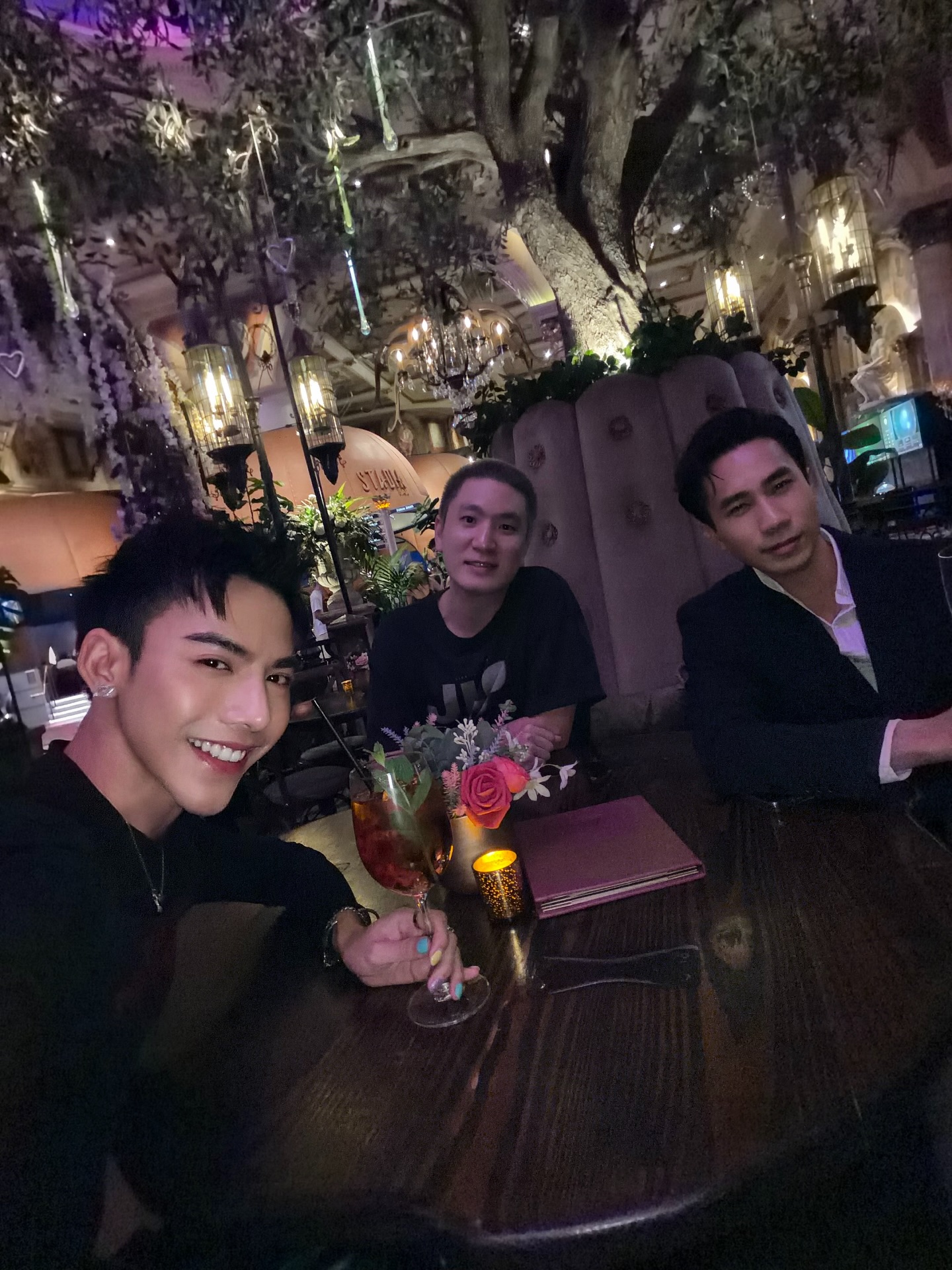 ต้น - ธนษิต จตุรภุช