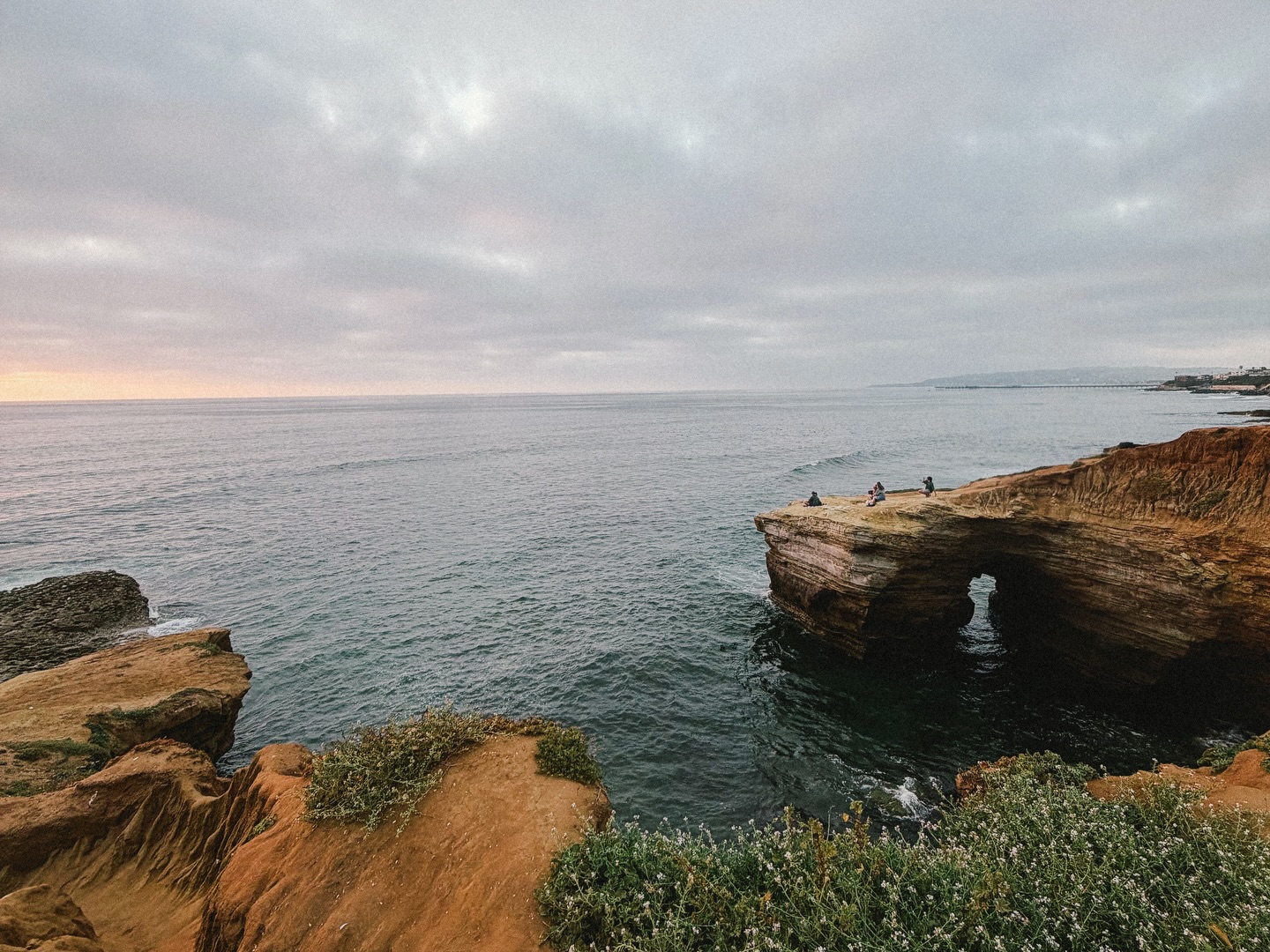 ต้น - ธนษิต จตุรภุช