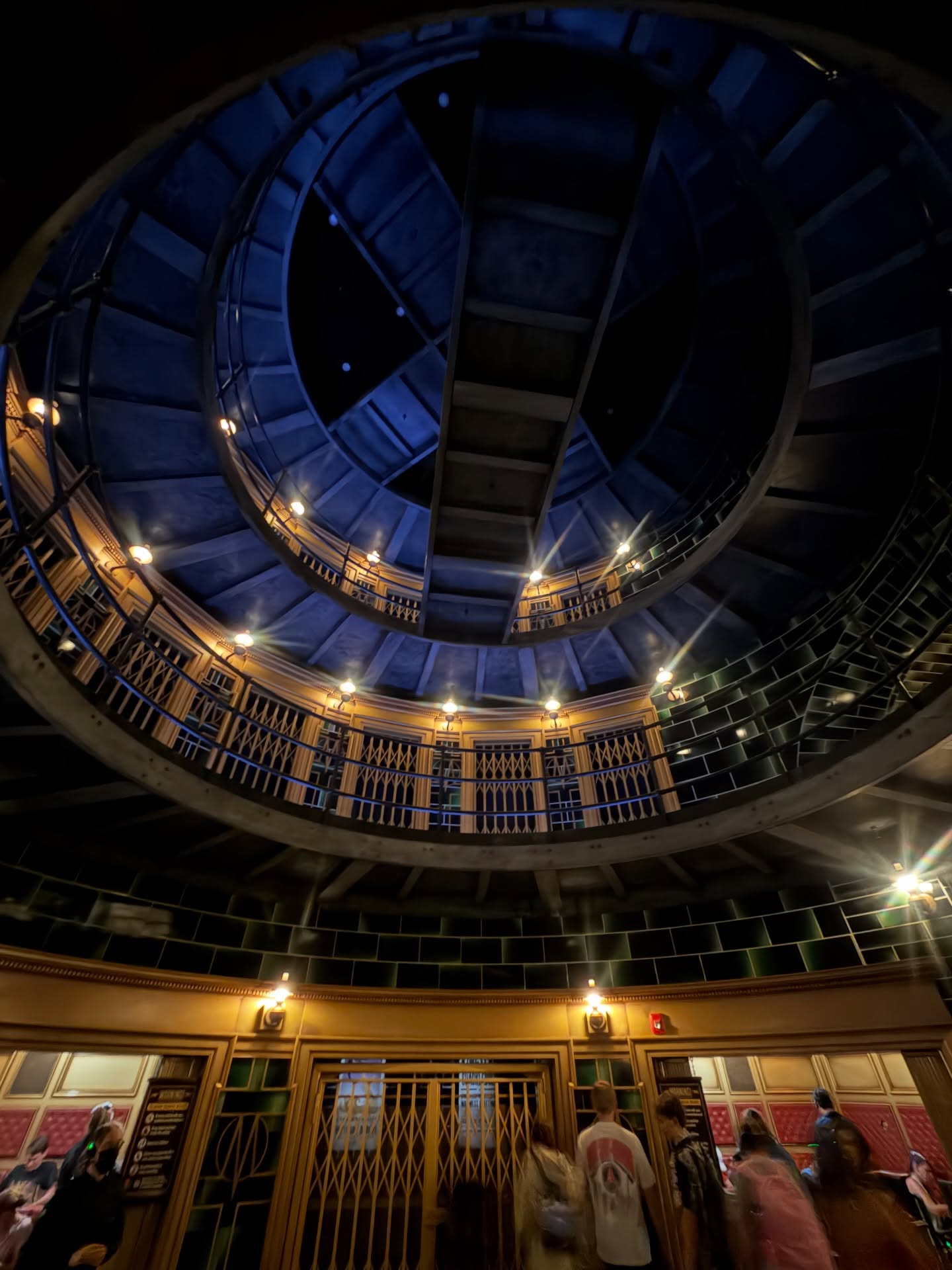 ต้น - ธนษิต จตุรภุช