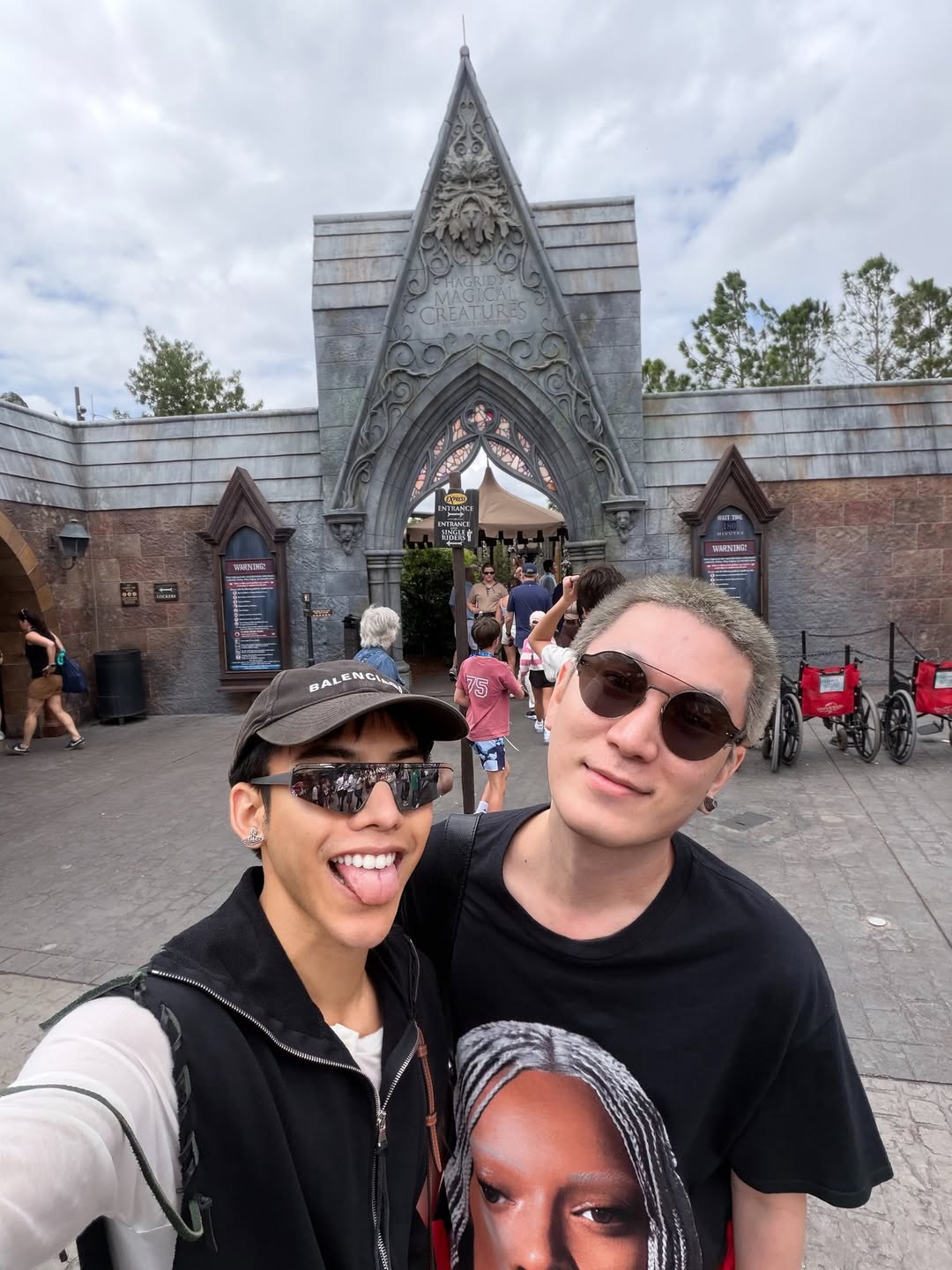 ต้น - ธนษิต จตุรภุช