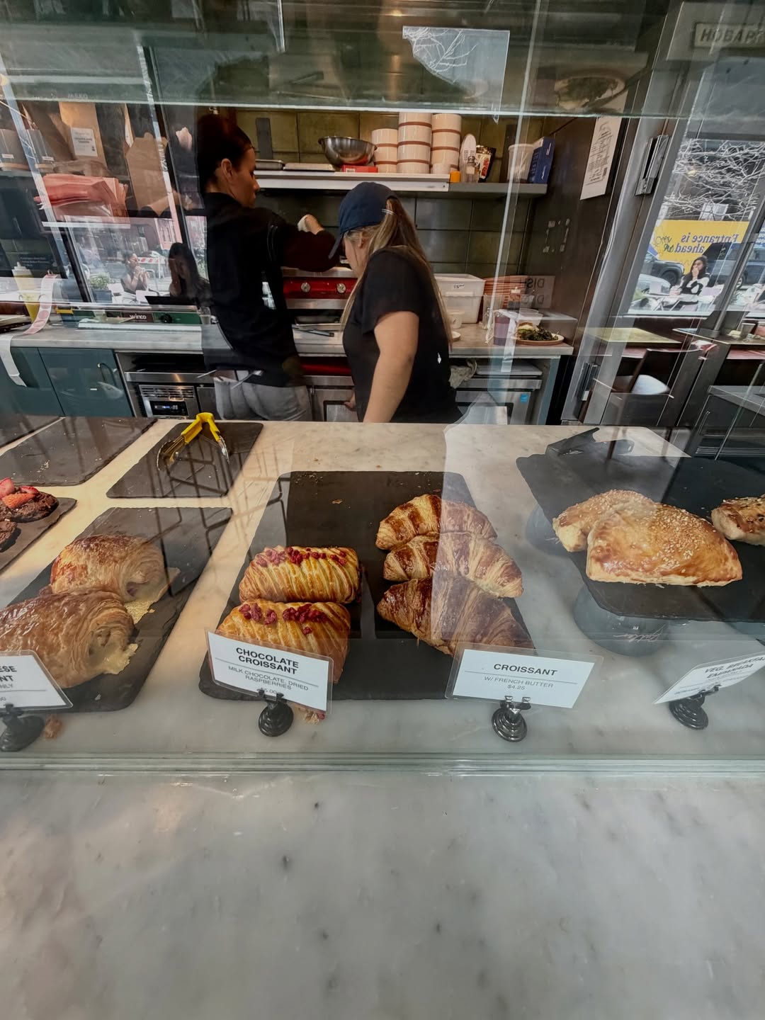 ต้น - ธนษิต จตุรภุช