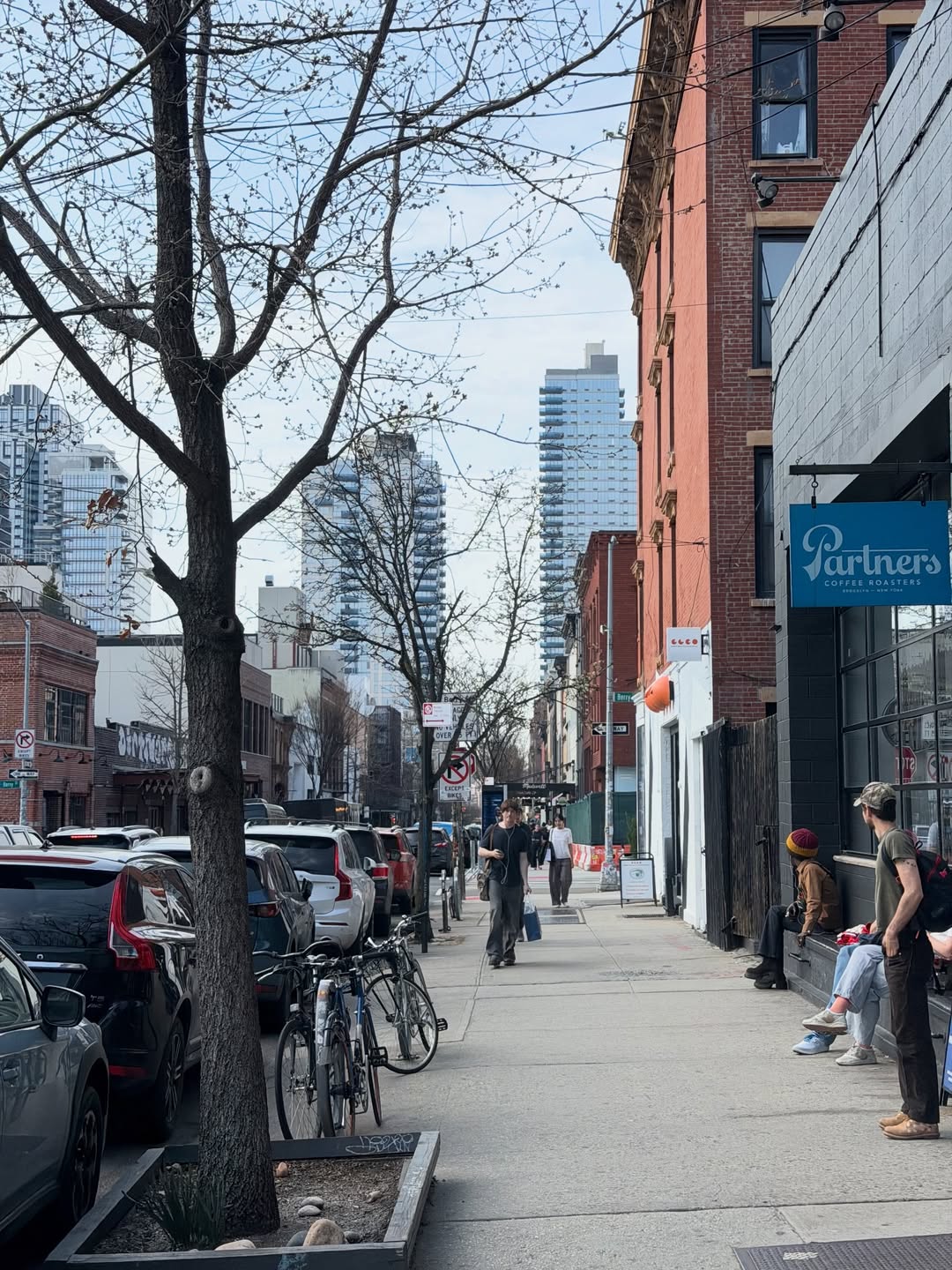 ต้น - ธนษิต จตุรภุช