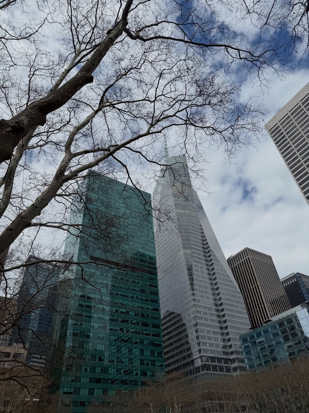 ต้น - ธนษิต จตุรภุช