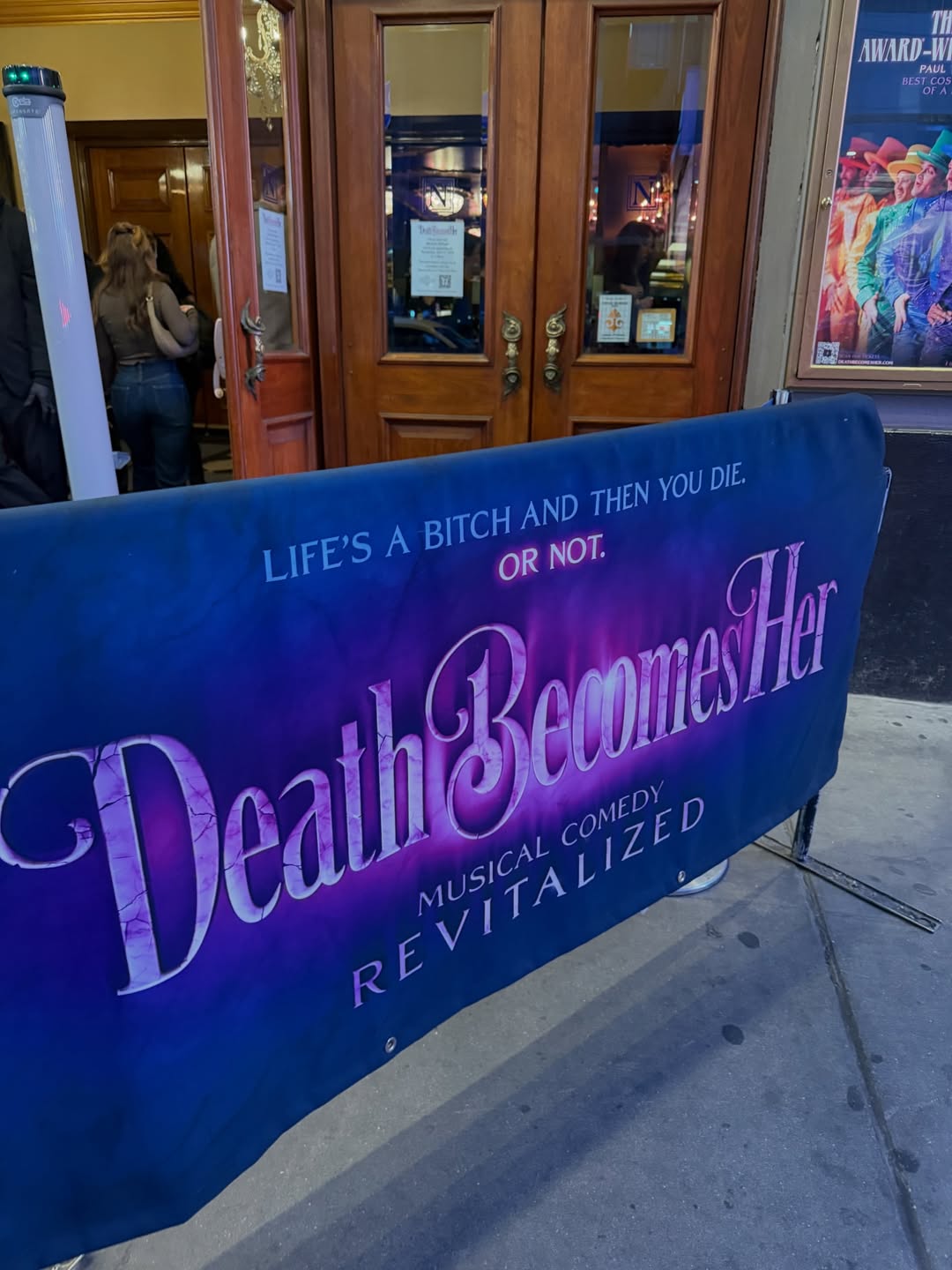 ต้น - ธนษิต จตุรภุช