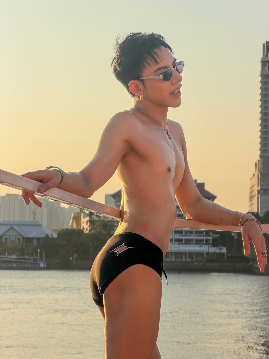 ต้น - ธนษิต จตุรภุช