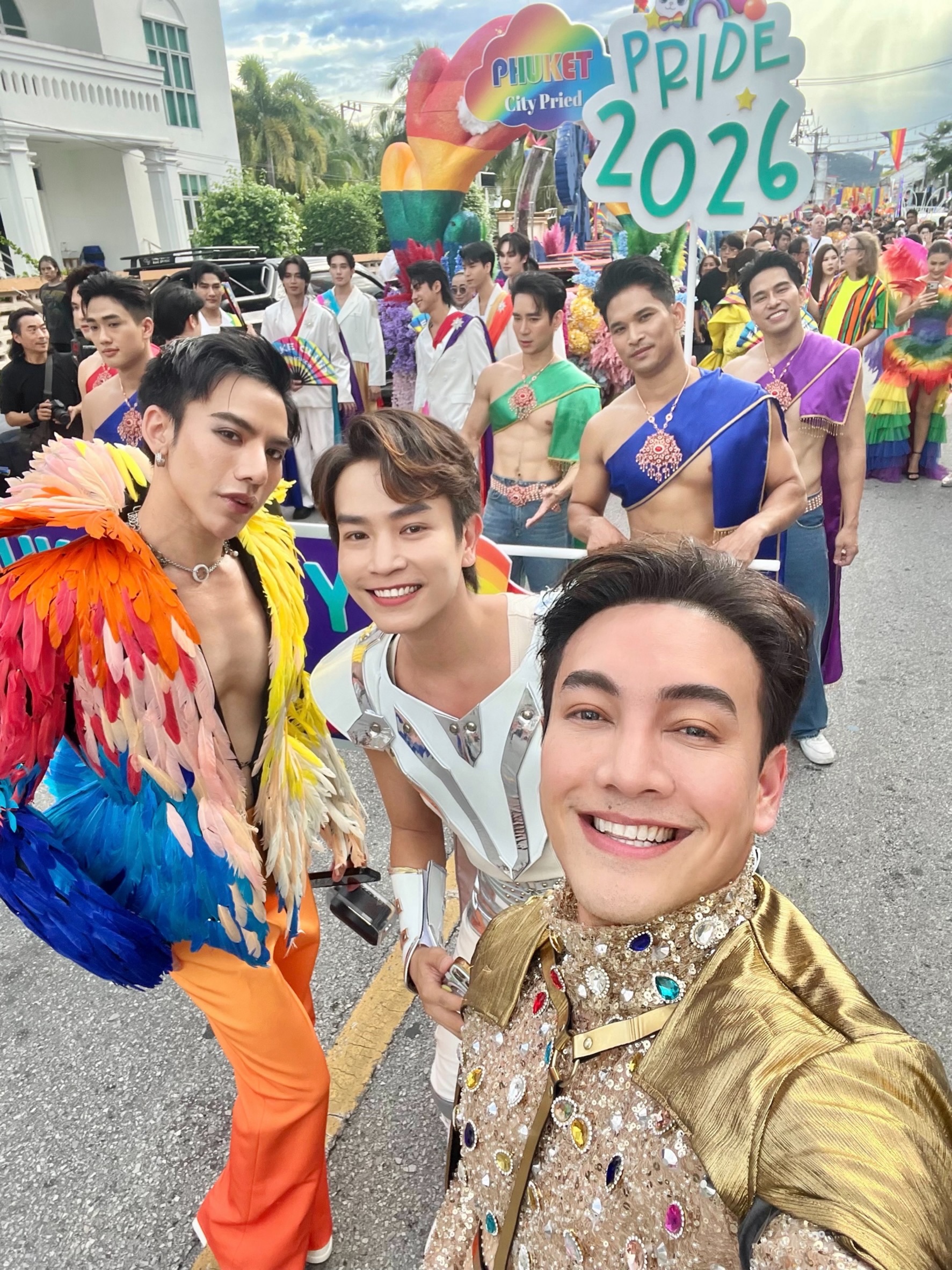 ต้น - ธนษิต จตุรภุช