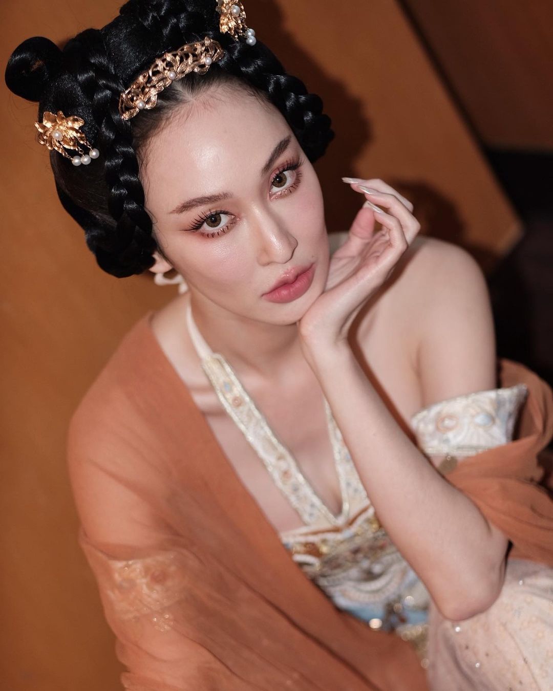 ทับทิม - ภรัณยา ลาภอุดมสกุล