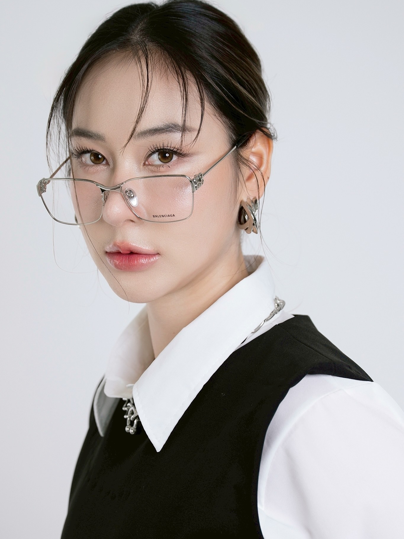 ทับทิม - ภรัณยา ลาภอุดมสกุล