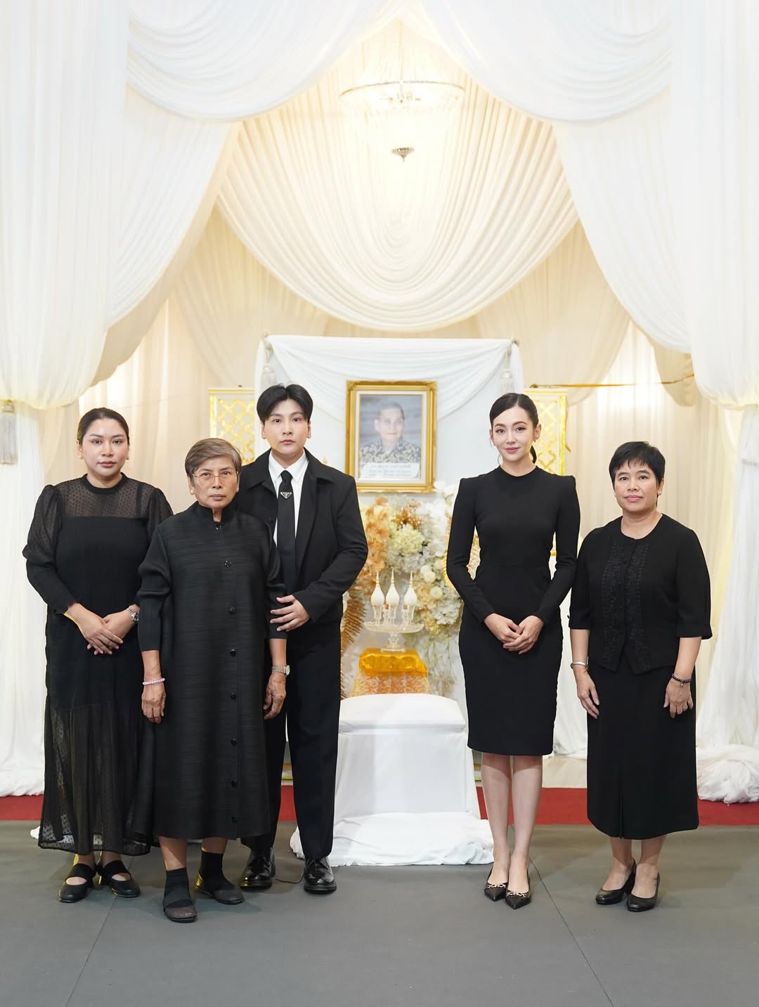 เบลล่า - ราณี แคมเปน