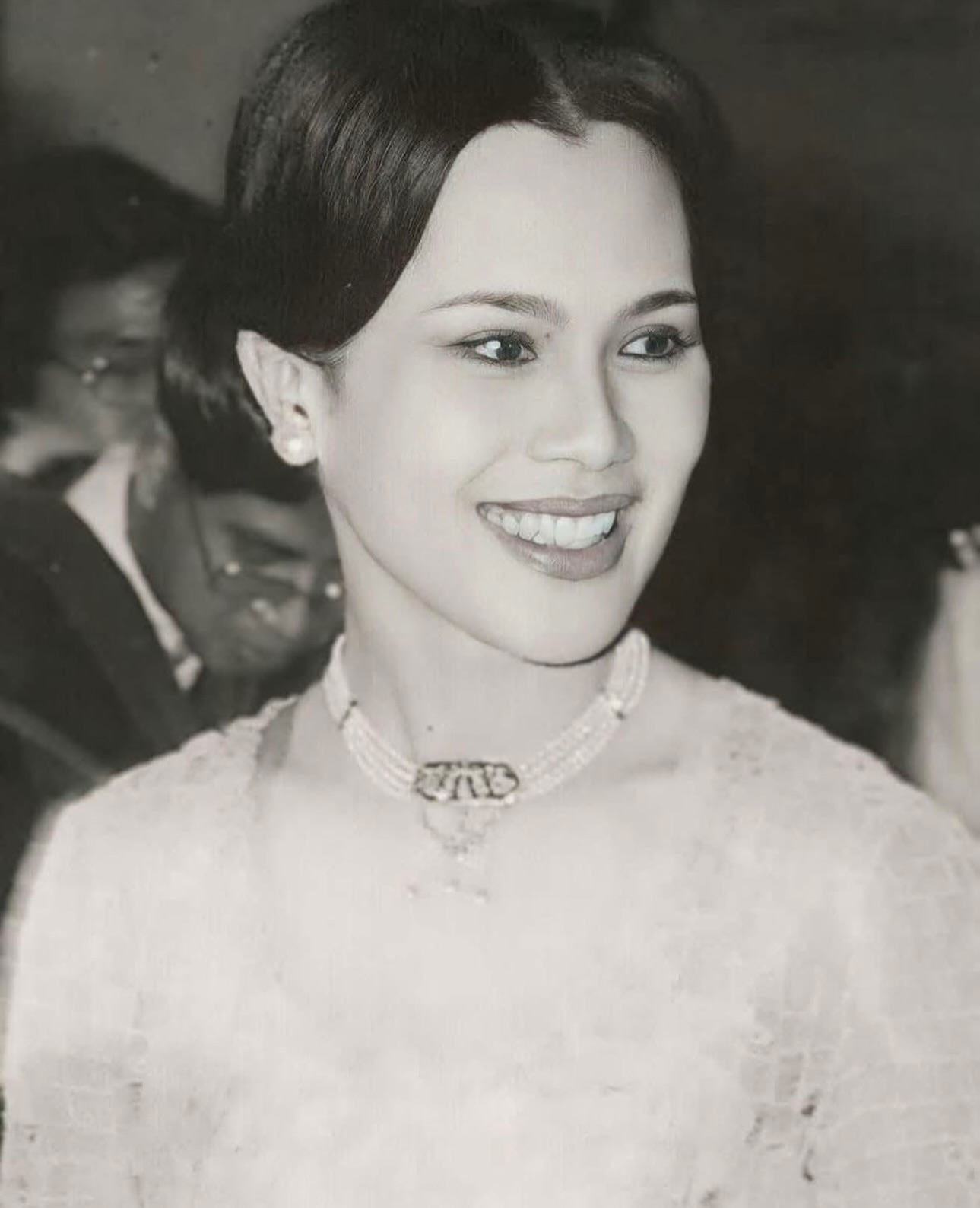 เบลล่า - ราณี แคมเปน