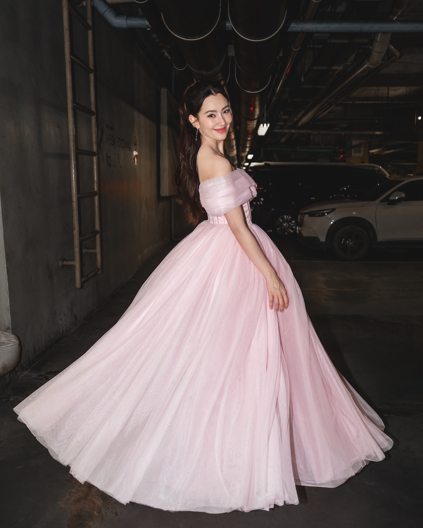 เบลล่า - ราณี แคมเปน