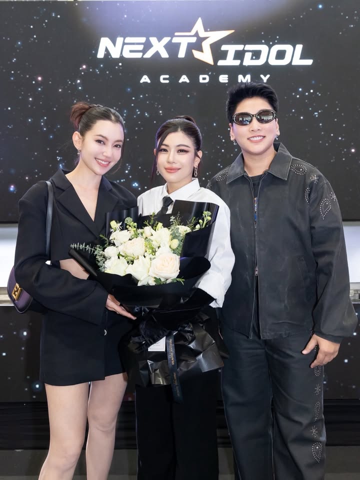 เบลล่า - ราณี แคมเปน