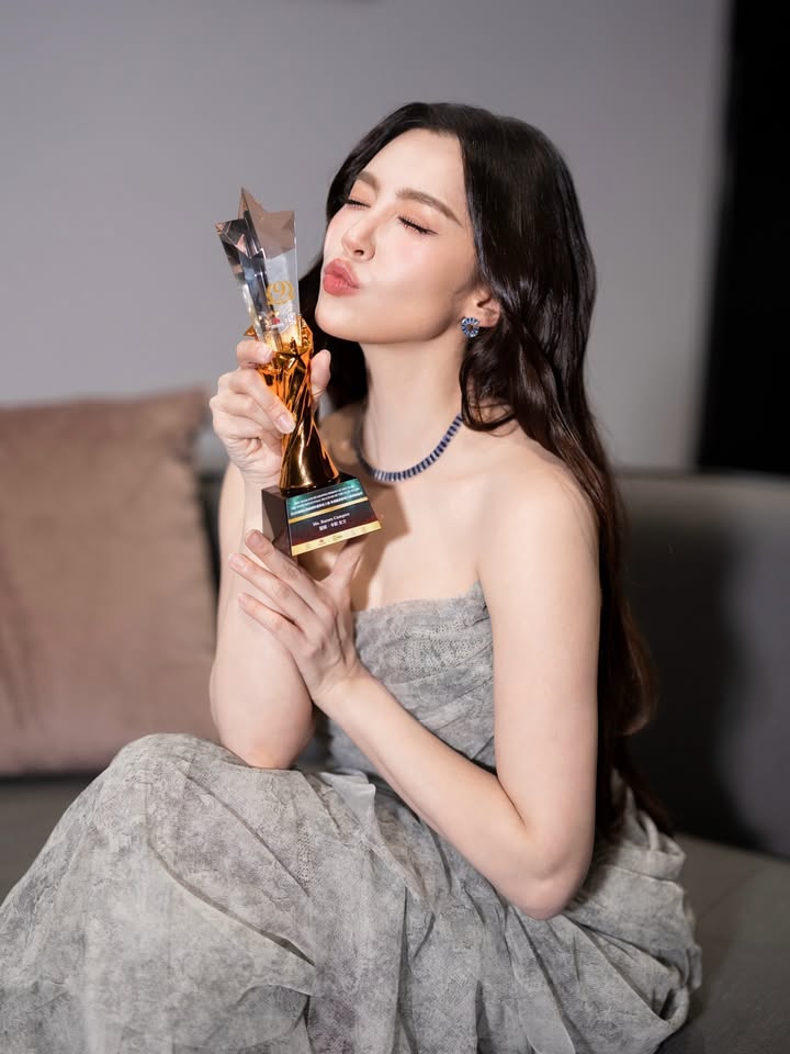 เบลล่า - ราณี แคมเปน