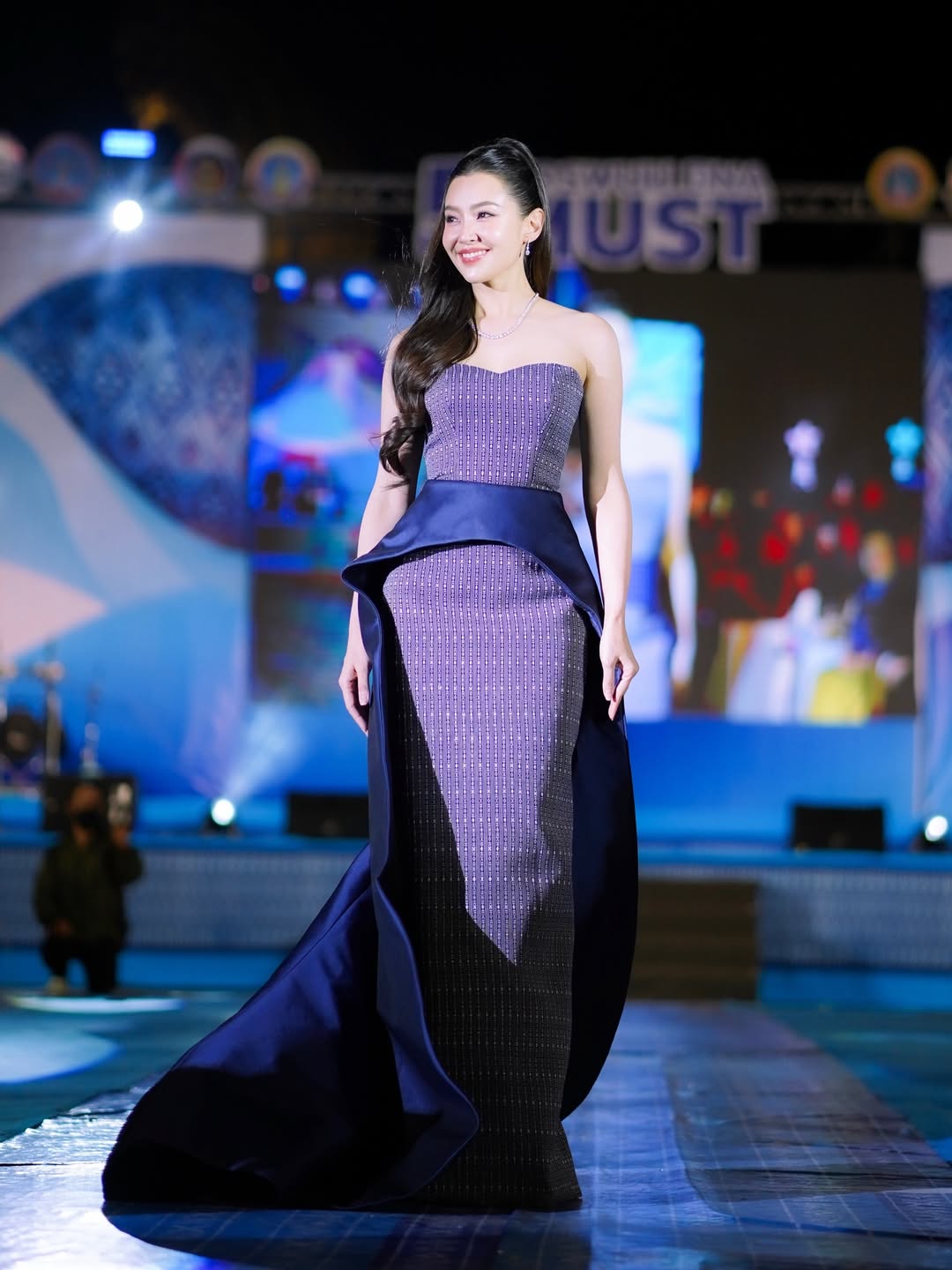 เบลล่า - ราณี แคมเปน