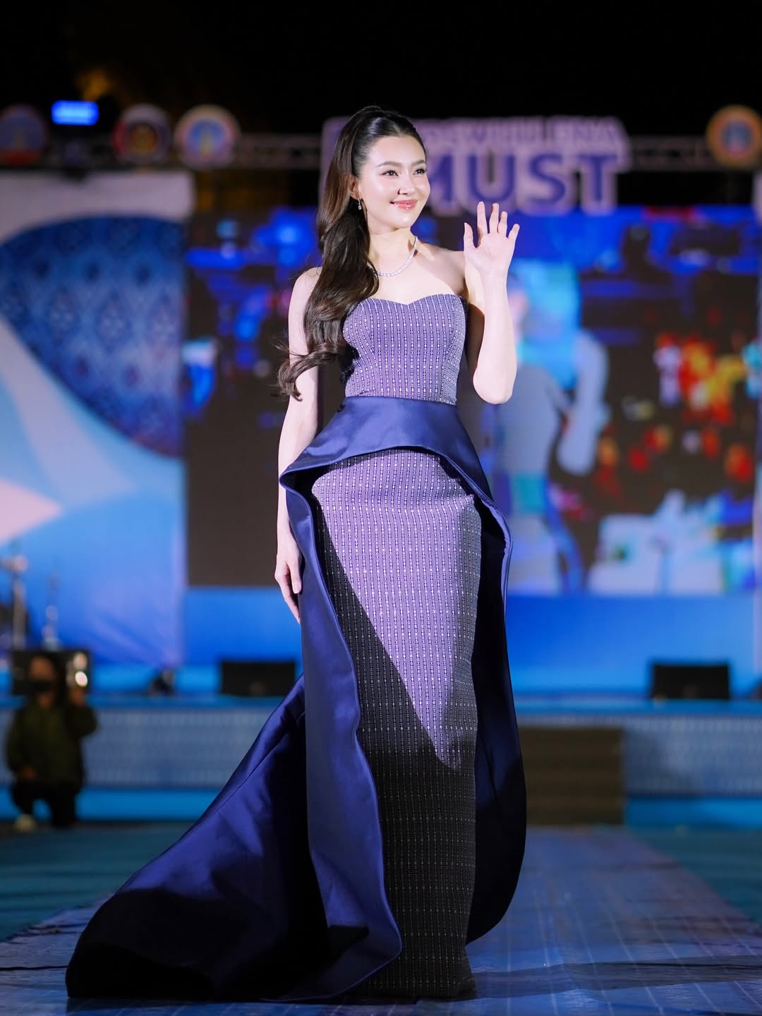 เบลล่า - ราณี แคมเปน