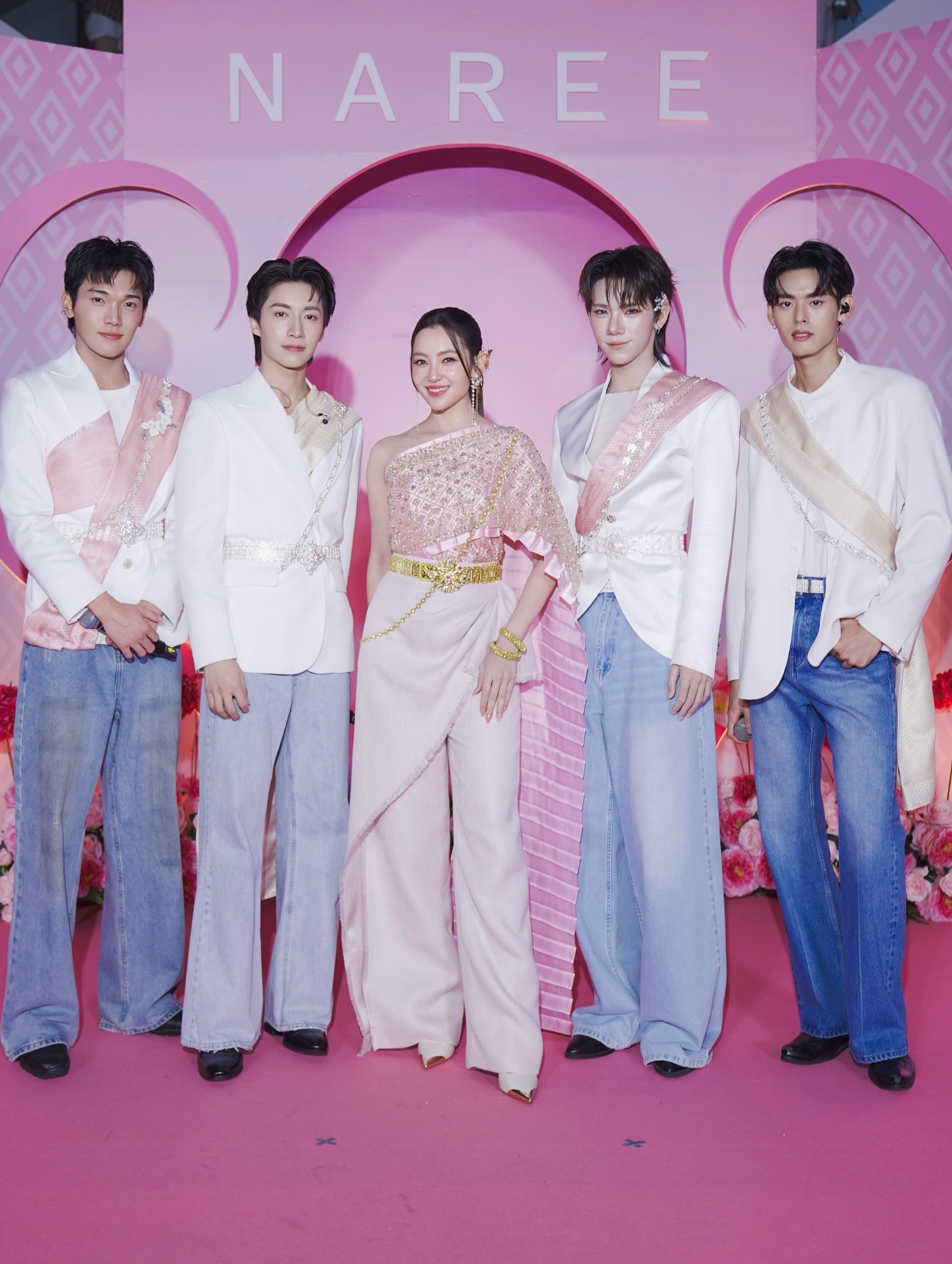 เบลล่า - ราณี แคมเปน