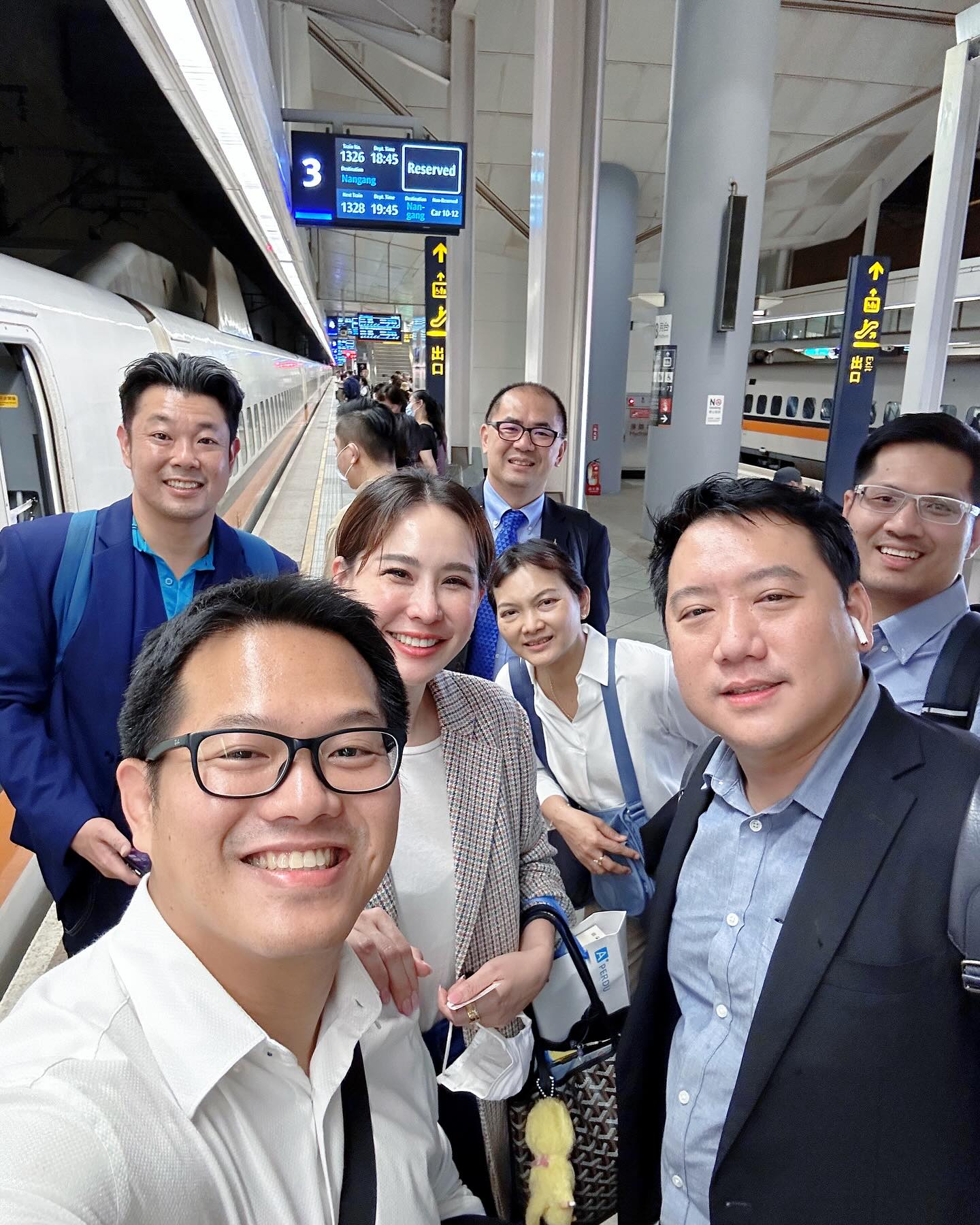 นุ้ย - สุจิรา อรุณพิพัฒน์