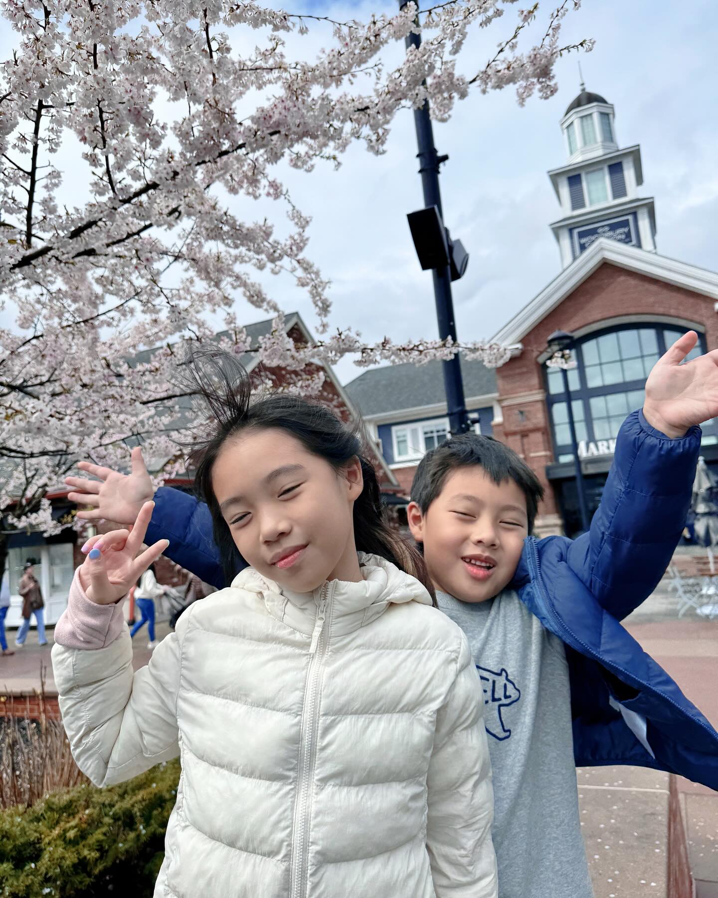 นุ้ย - สุจิรา อรุณพิพัฒน์