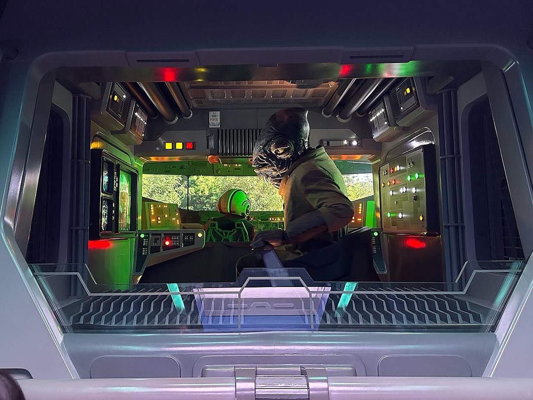 นุ้ย - สุจิรา อรุณพิพัฒน์