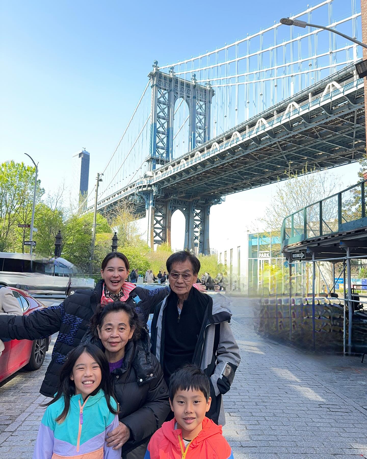 นุ้ย - สุจิรา อรุณพิพัฒน์