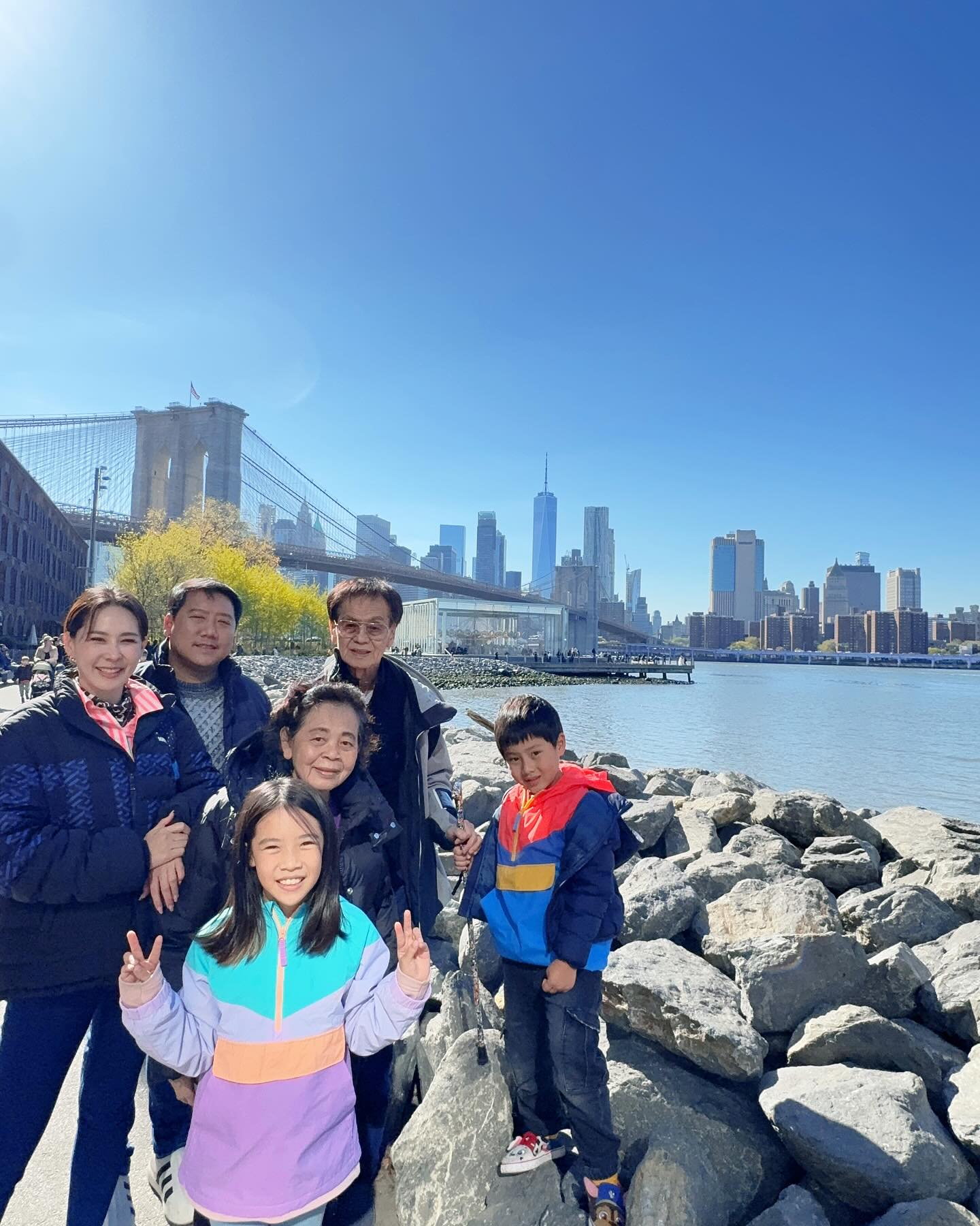 นุ้ย - สุจิรา อรุณพิพัฒน์