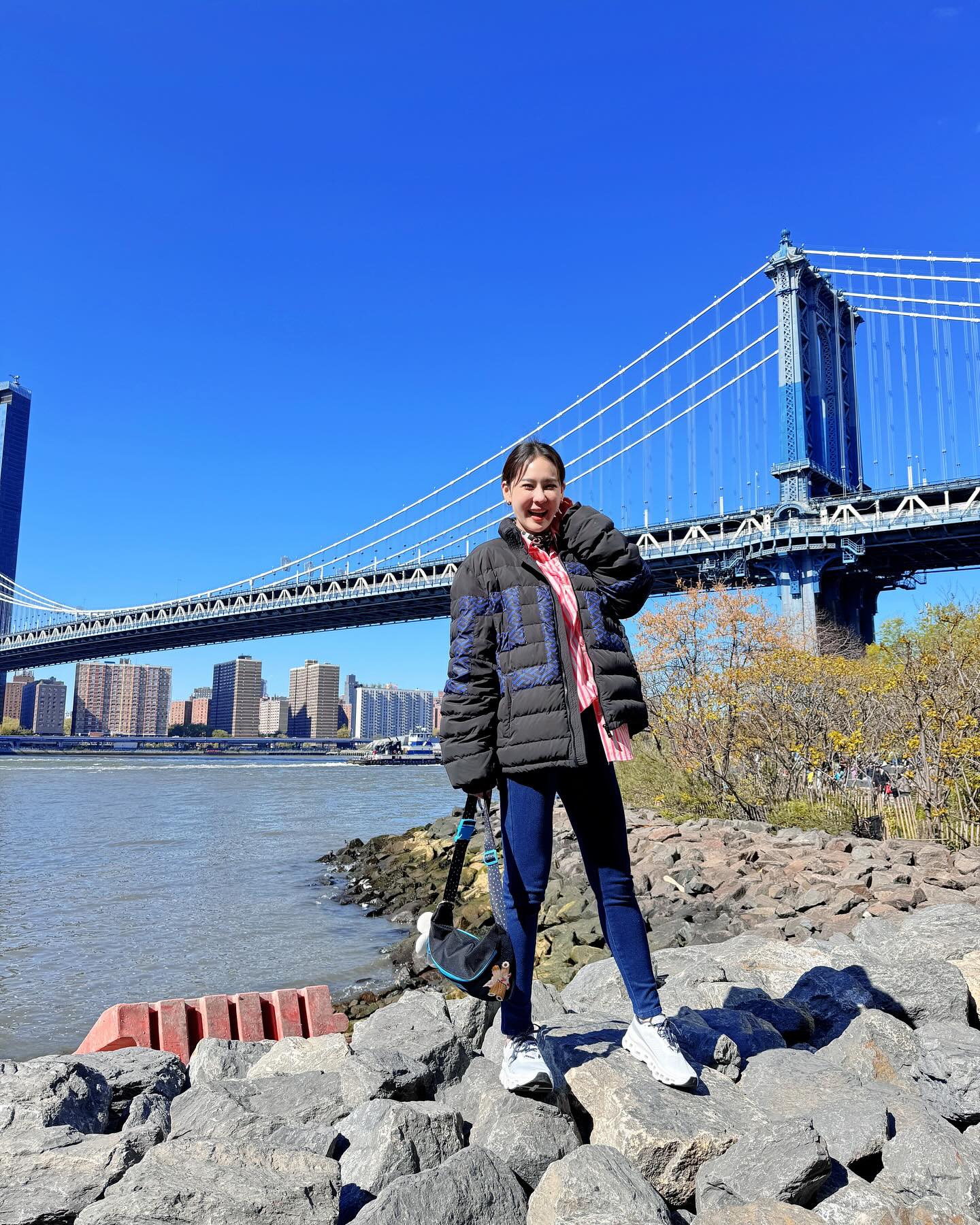 นุ้ย - สุจิรา อรุณพิพัฒน์