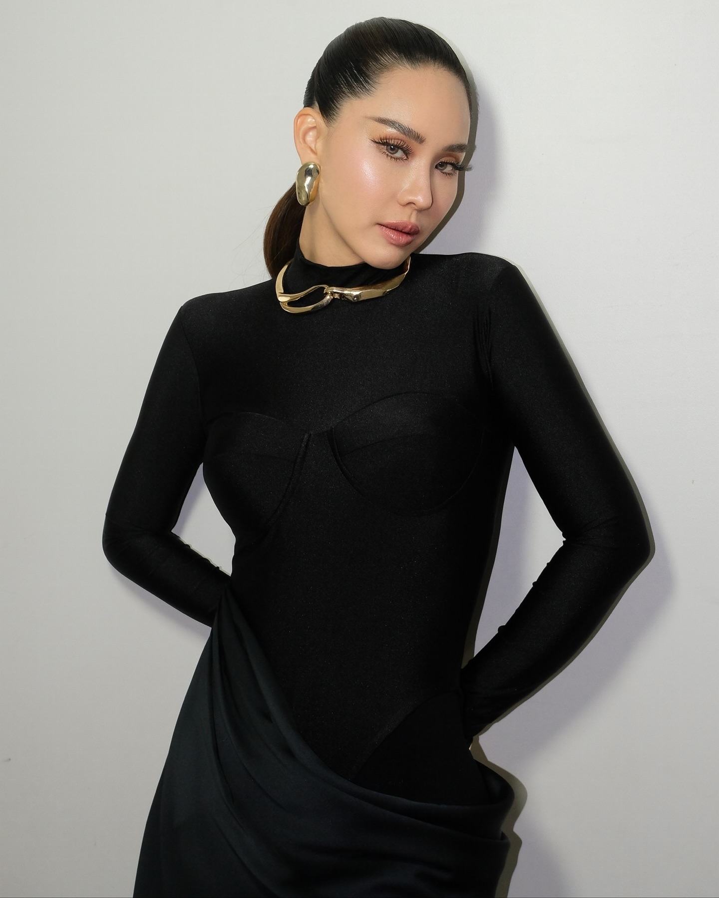 นุ้ย - สุจิรา อรุณพิพัฒน์