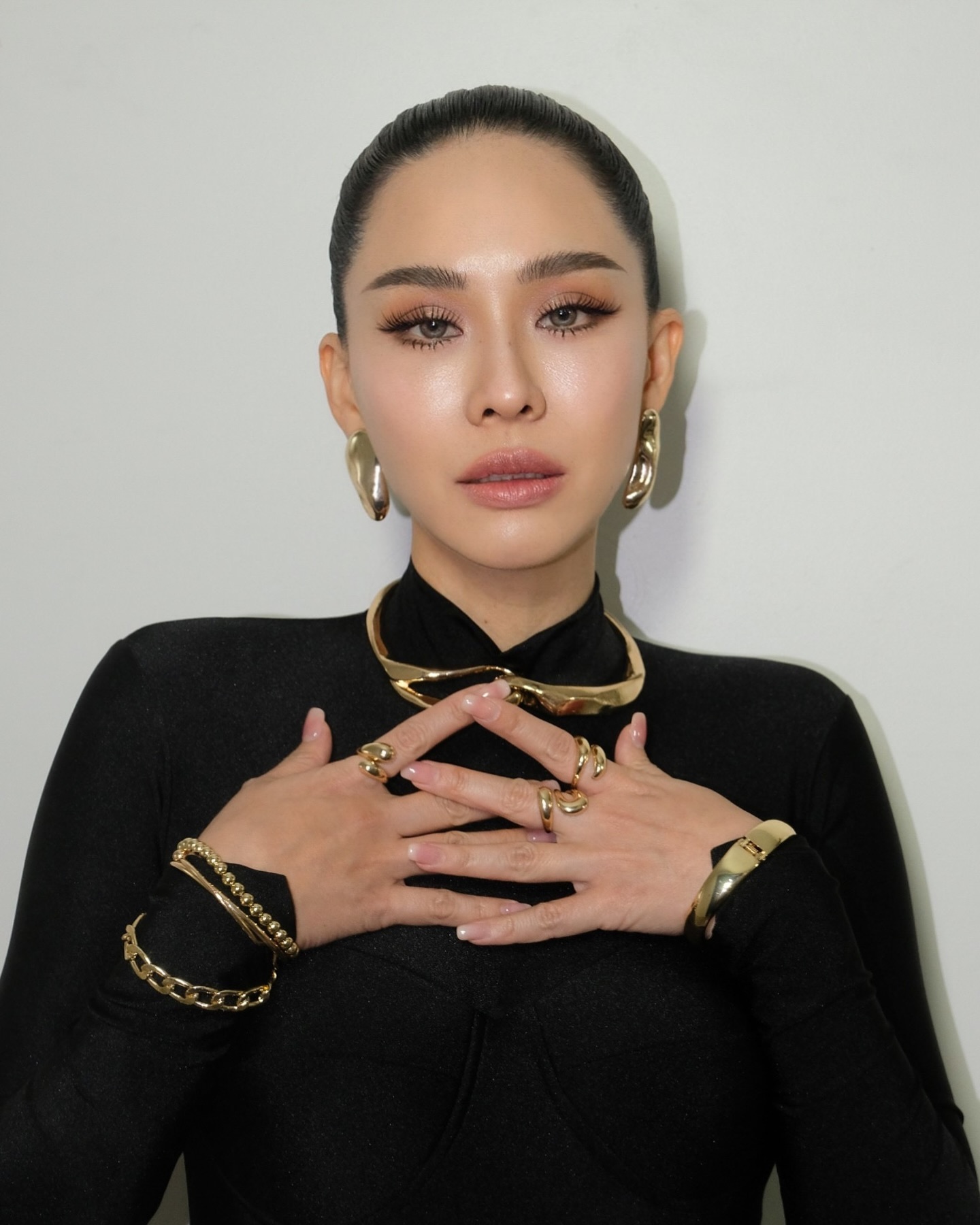 นุ้ย - สุจิรา อรุณพิพัฒน์