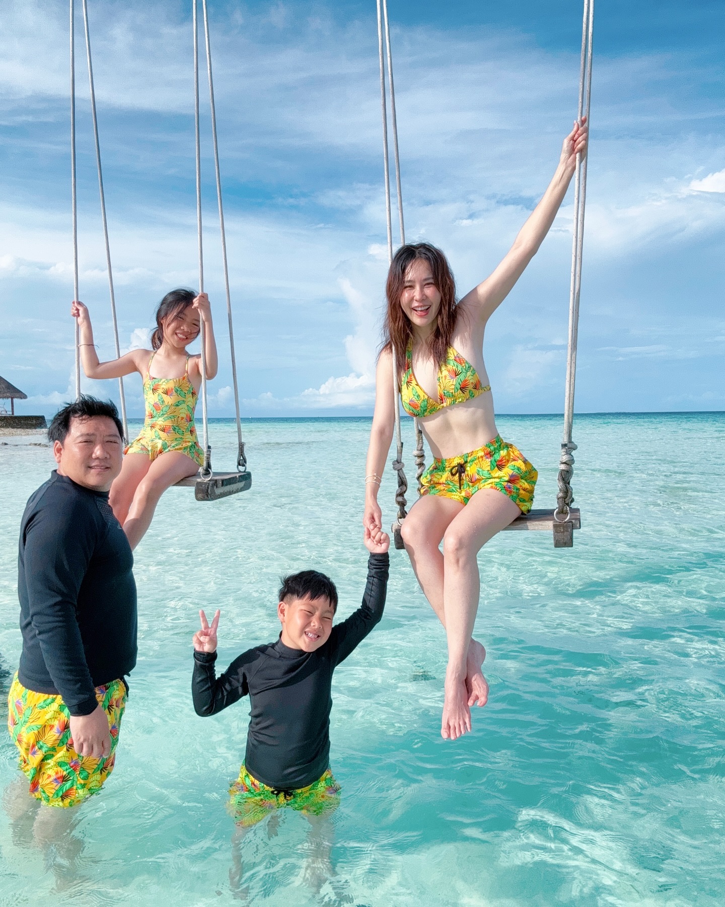 นุ้ย - สุจิรา อรุณพิพัฒน์