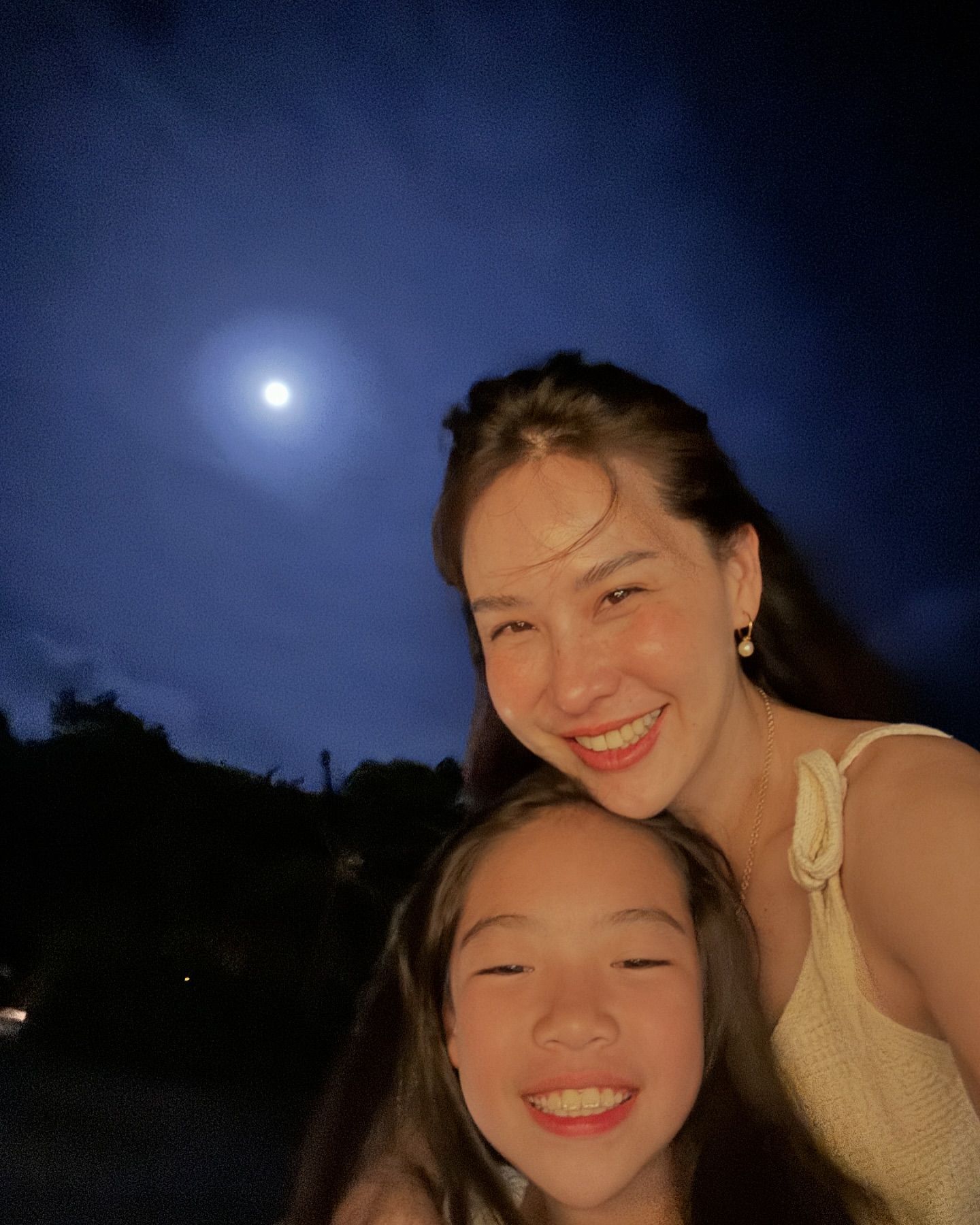 นุ้ย - สุจิรา อรุณพิพัฒน์