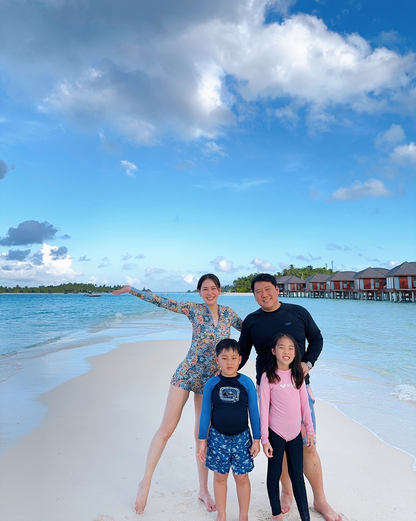 นุ้ย - สุจิรา อรุณพิพัฒน์