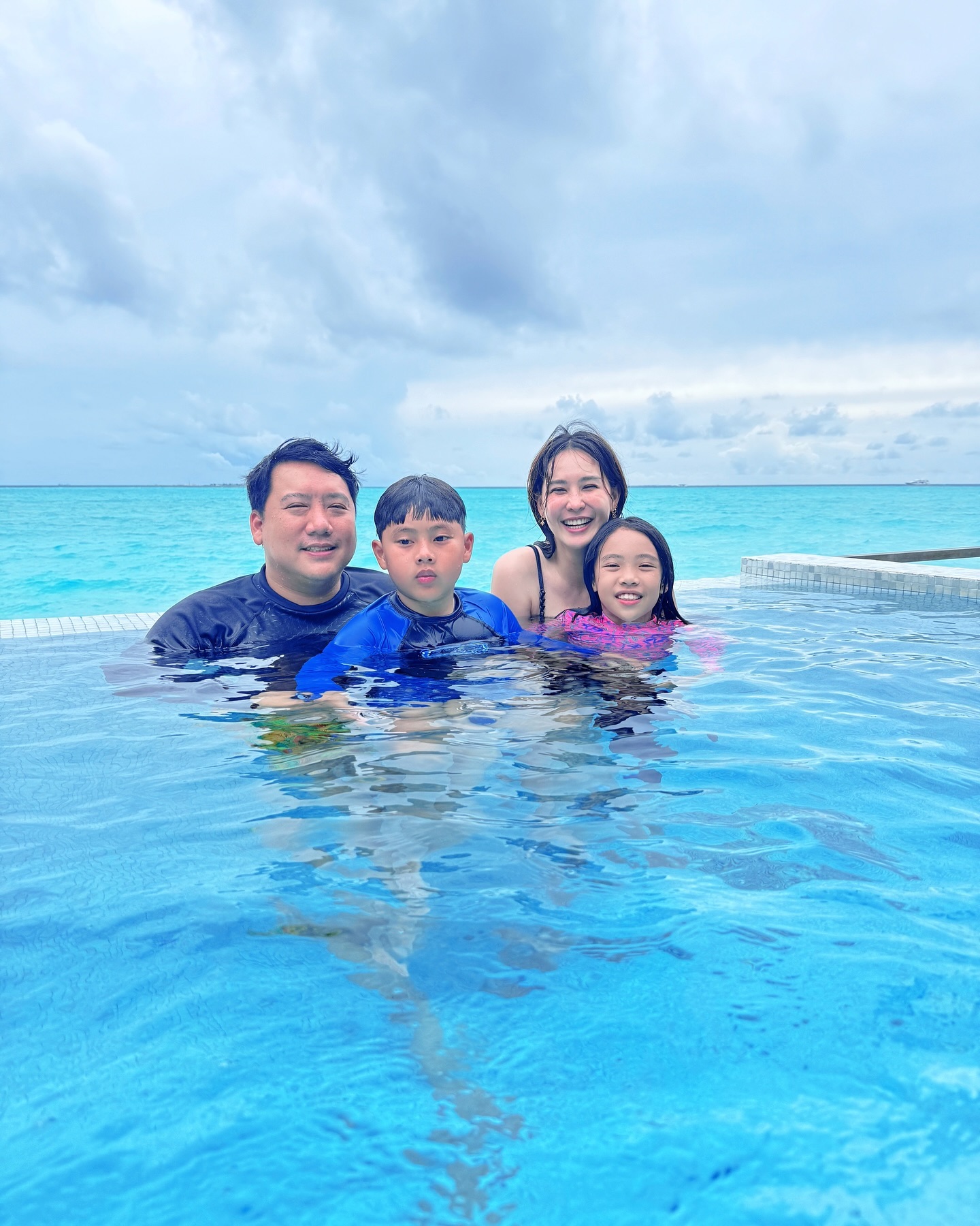 นุ้ย - สุจิรา อรุณพิพัฒน์