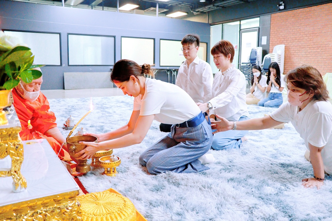 นุ้ย - สุจิรา อรุณพิพัฒน์