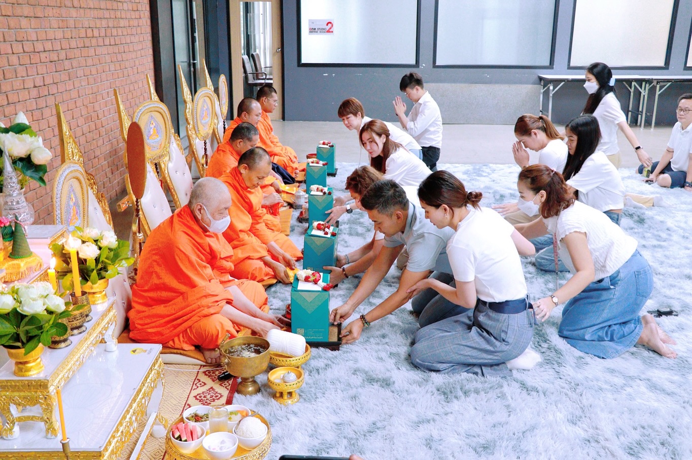 นุ้ย - สุจิรา อรุณพิพัฒน์