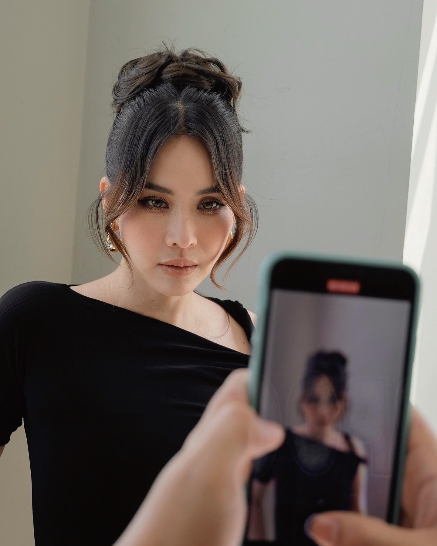 นุ้ย - สุจิรา อรุณพิพัฒน์