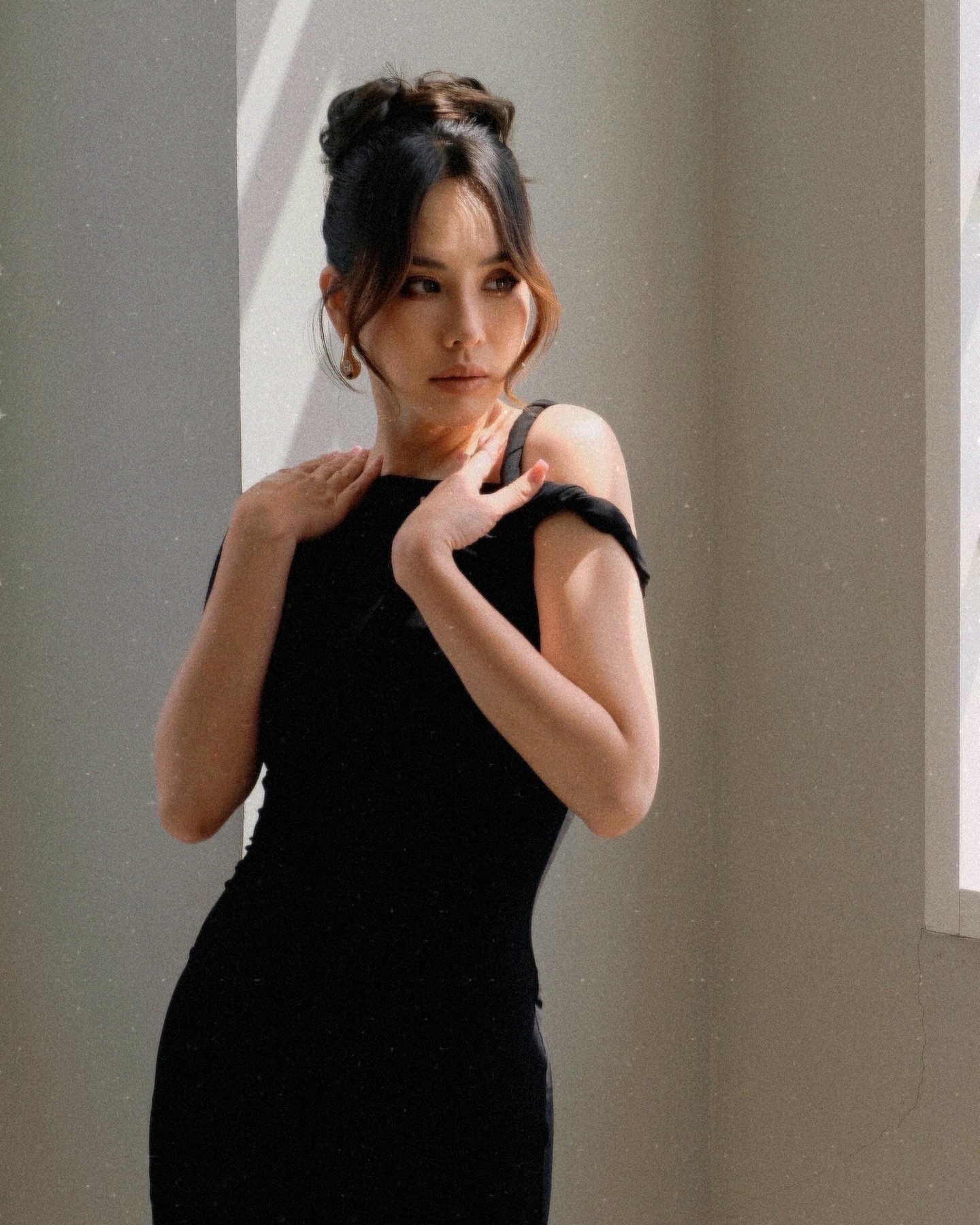 นุ้ย - สุจิรา อรุณพิพัฒน์