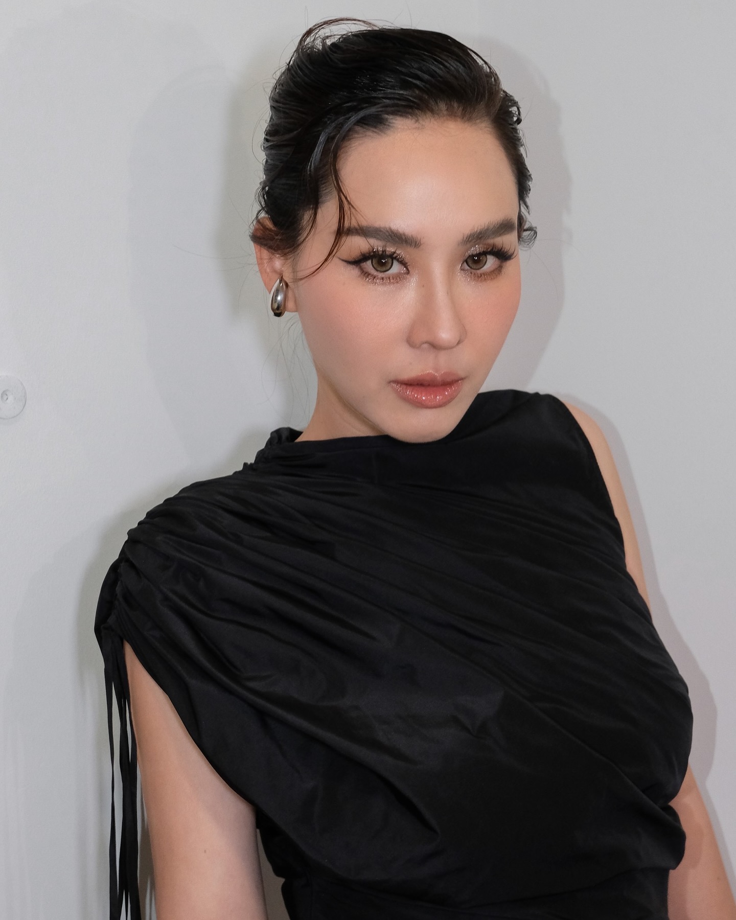 นุ้ย - สุจิรา อรุณพิพัฒน์